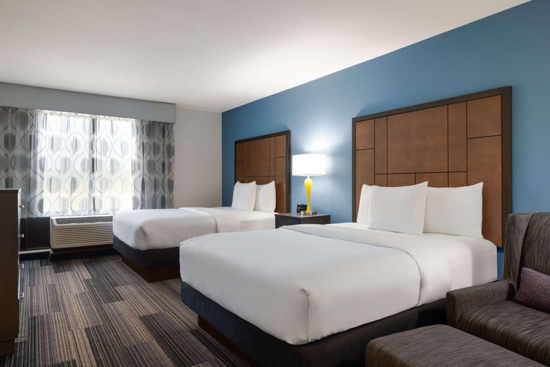 La Quinta Inn & Suites by Wyndham Springfield Airport Rte 66 gallery photo in Springfield, MO — image 21