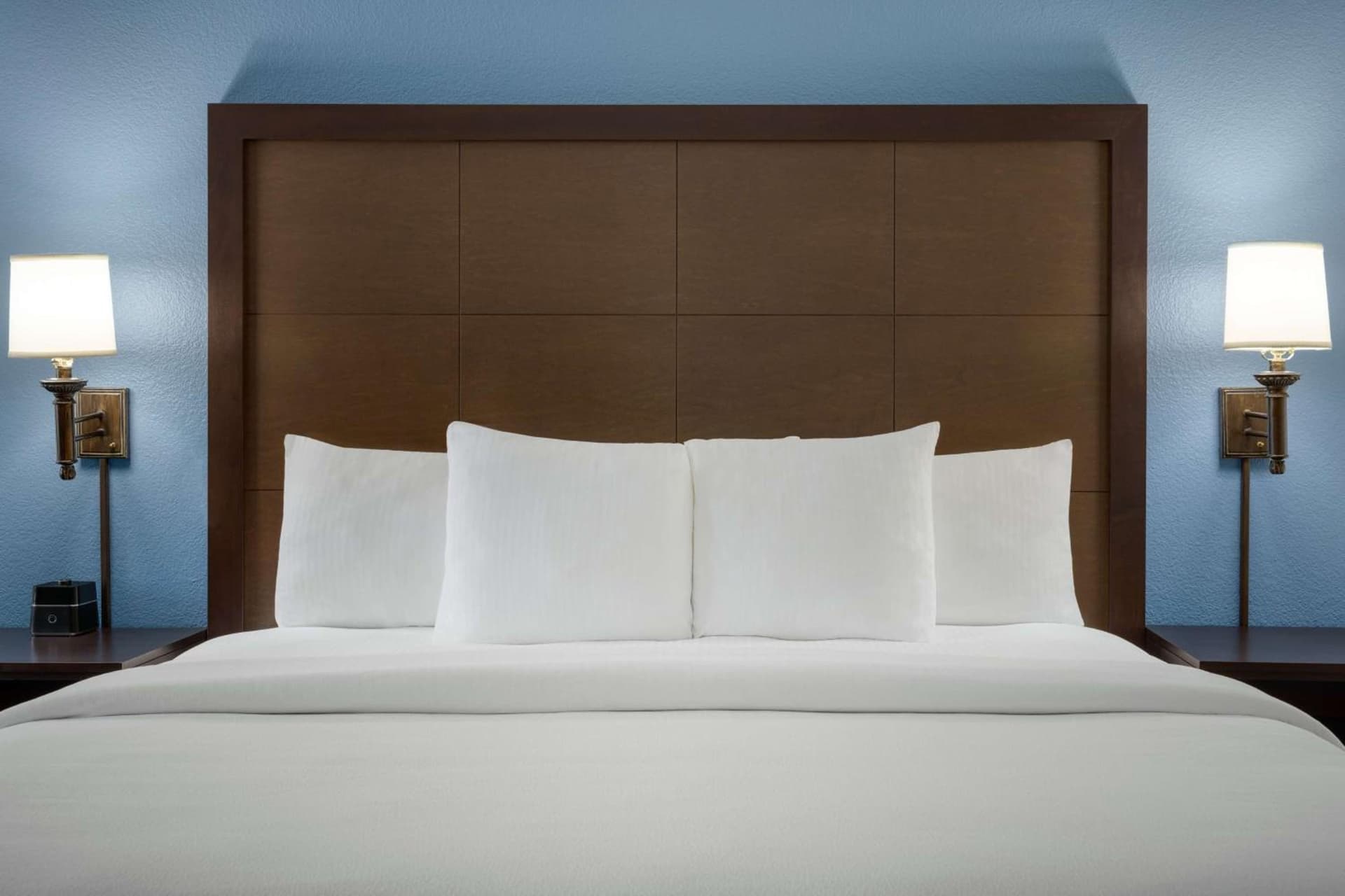 La Quinta Inn & Suites by Wyndham Springfield Airport Rte 66 gallery photo in Springfield, MO — image 24
