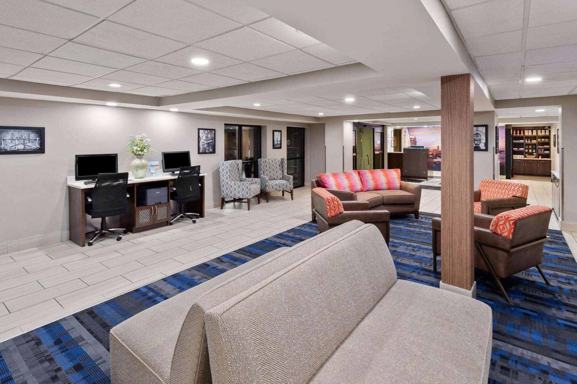 La Quinta by Wyndham Goodlettsville - Nashville property views in Goodlettsville, TN — gallery photo 3