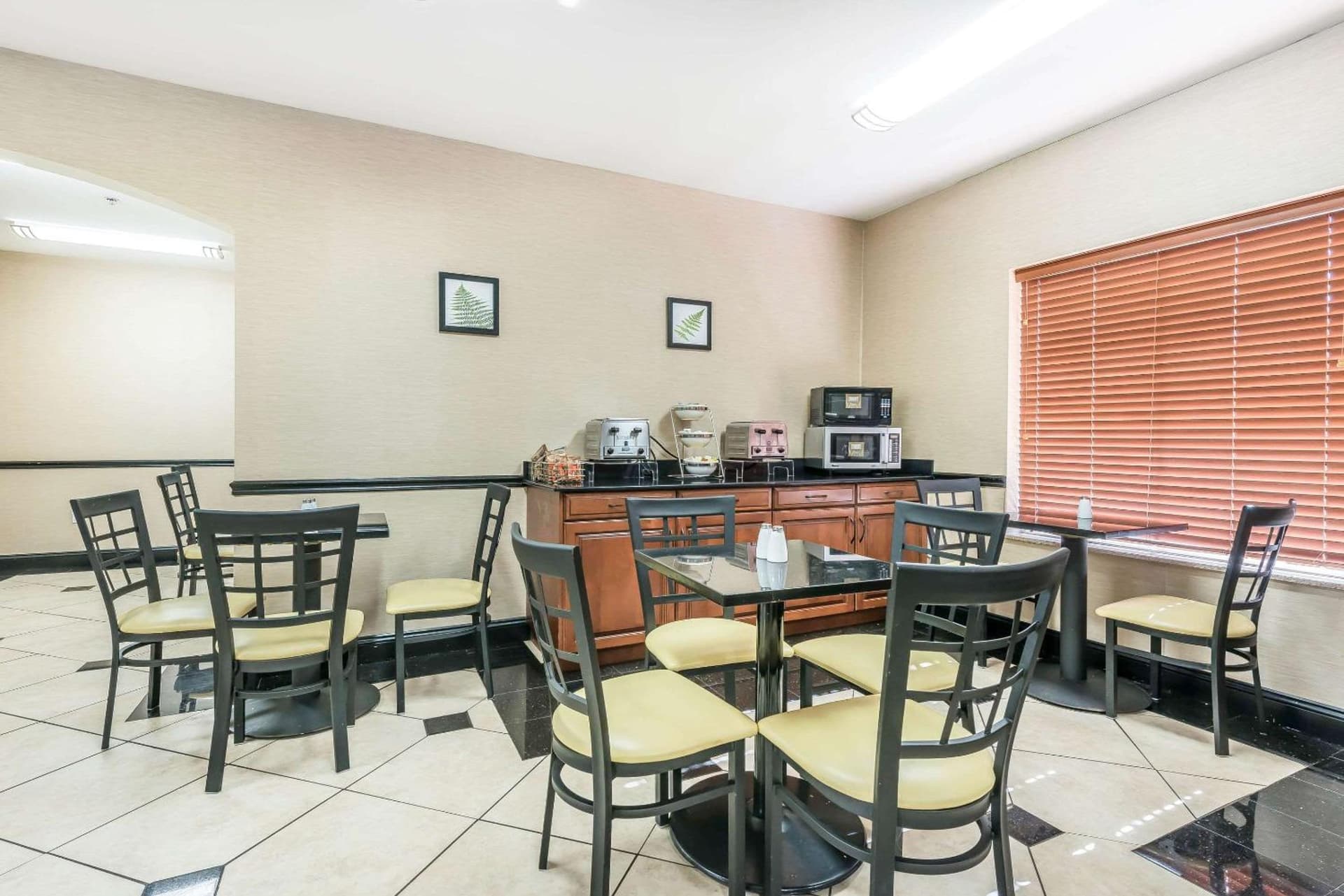 Sleep Inn & Suites University-Shands gallery photo in Gainesville, FL — image 7