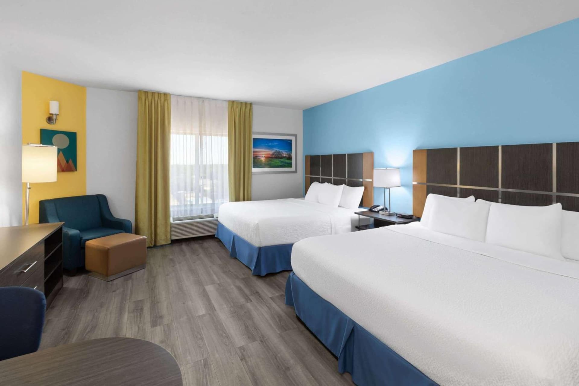 Days Inn & Suites by Wyndham Lubbock Medical Center gallery photo in Lubbock, TX — image 43
