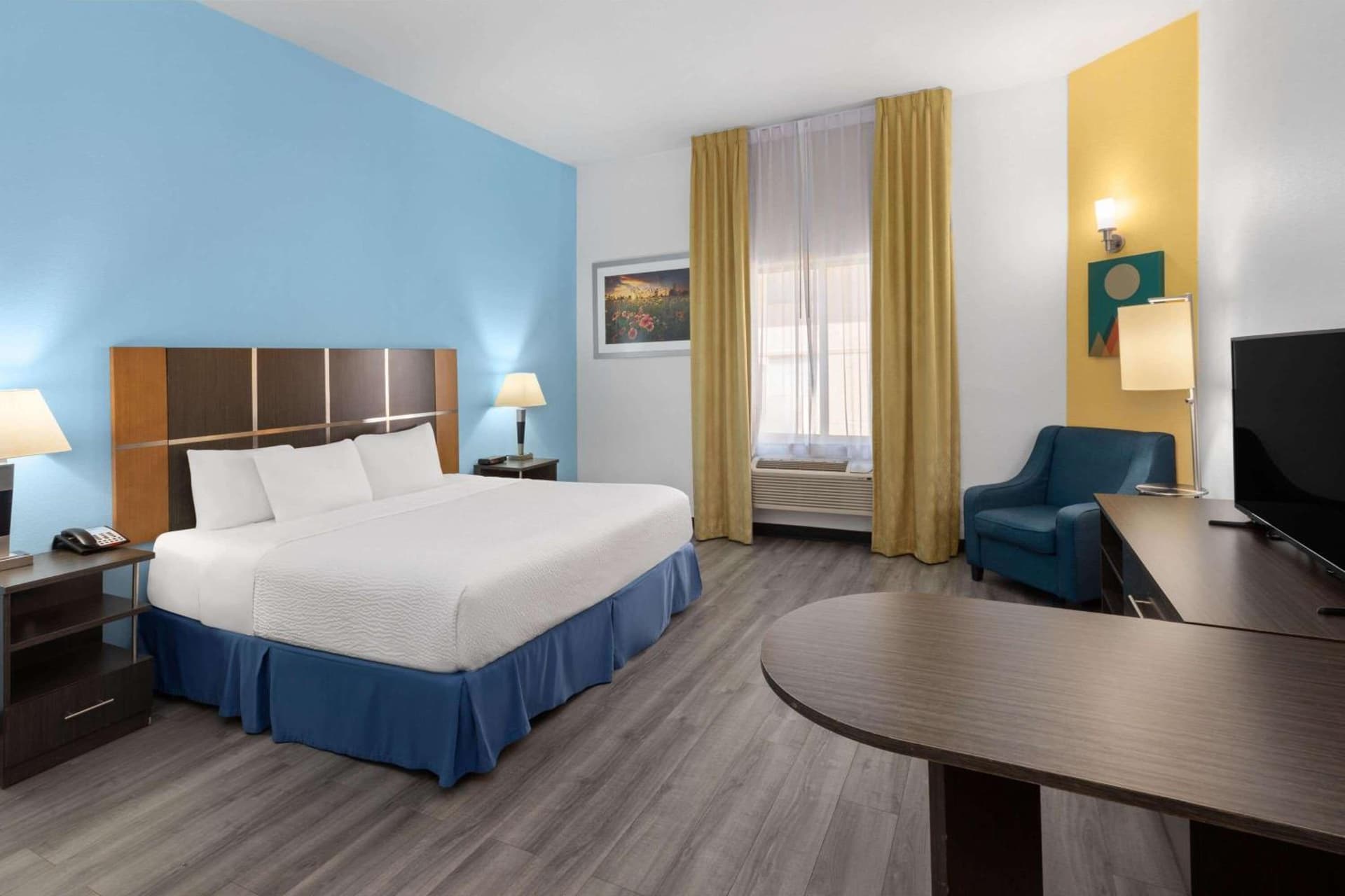 Days Inn & Suites by Wyndham Lubbock Medical Center gallery photo in Lubbock, TX — image 15