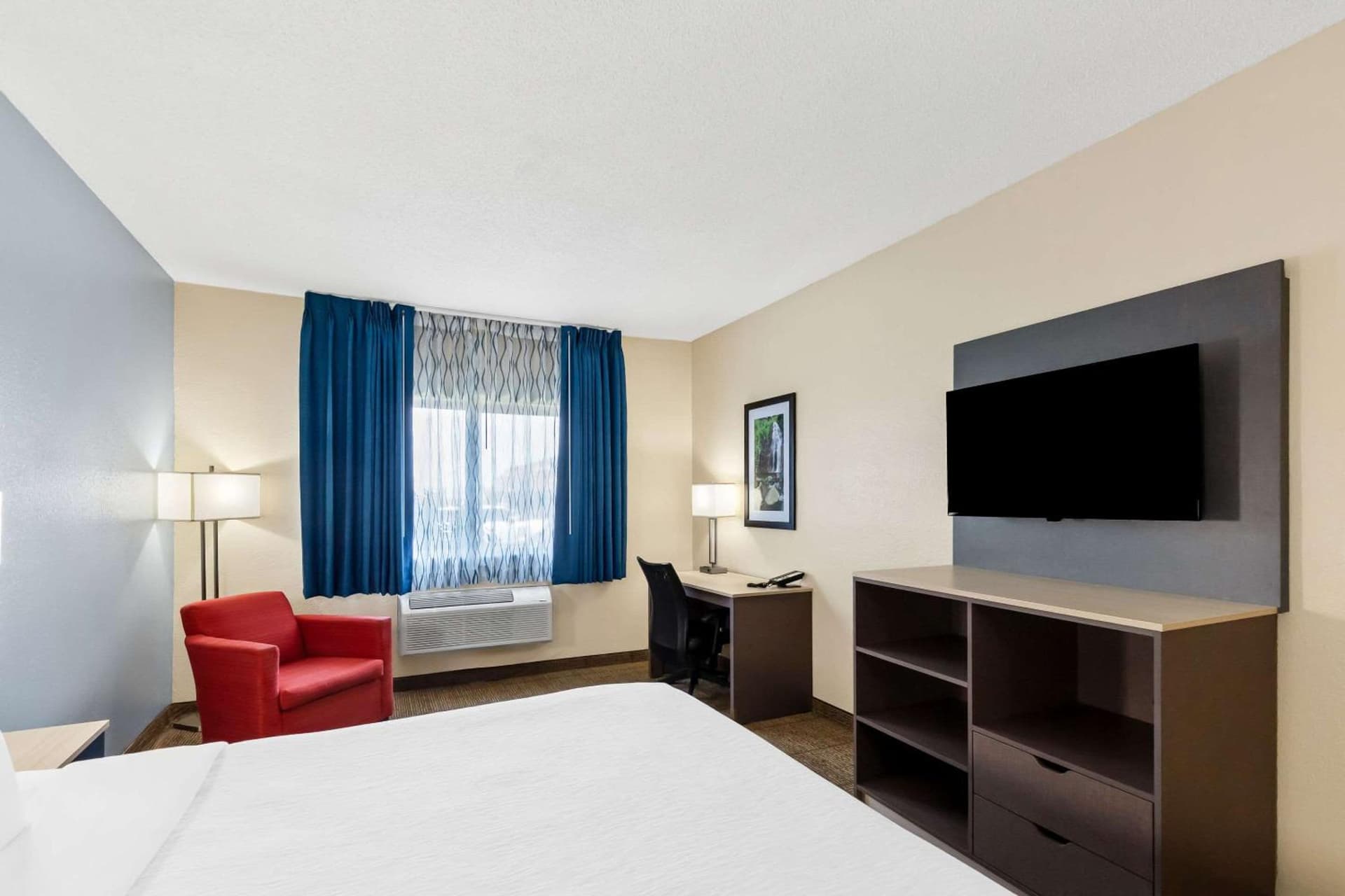 Quality Inn & Suites Springfield Southwest near I-72 gallery photo in Springfield, IL — image 21
