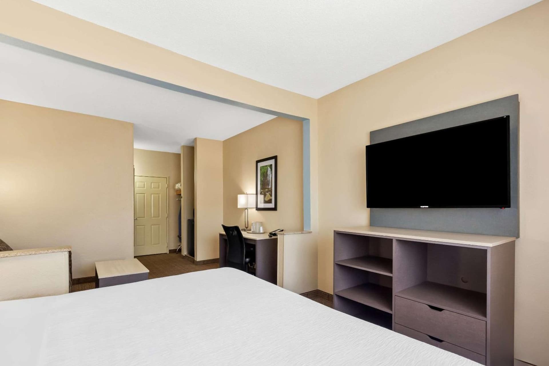 Quality Inn & Suites Springfield Southwest near I-72 gallery photo in Springfield, IL — image 29
