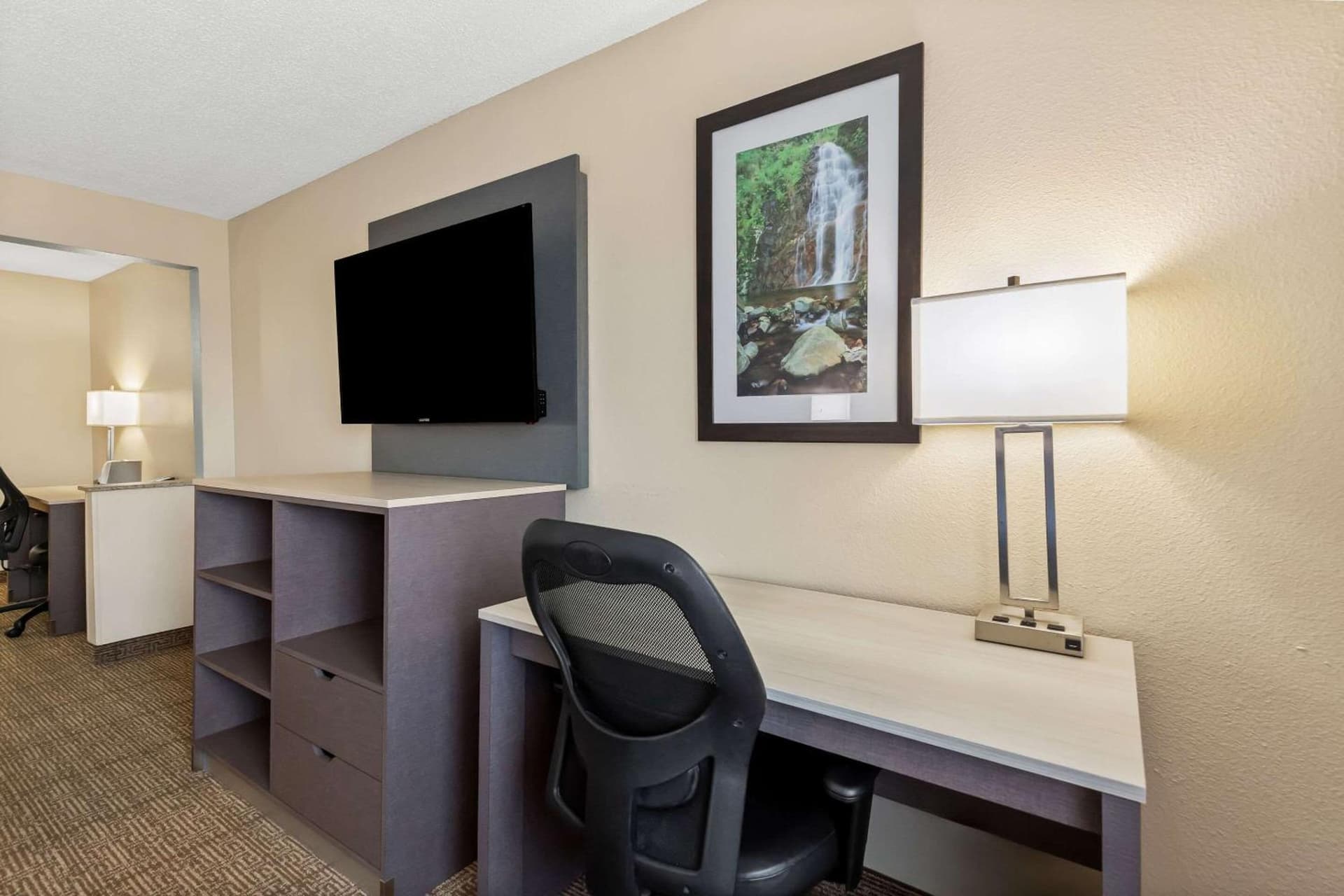 Quality Inn & Suites Springfield Southwest near I-72 gallery photo in Springfield, IL — image 42