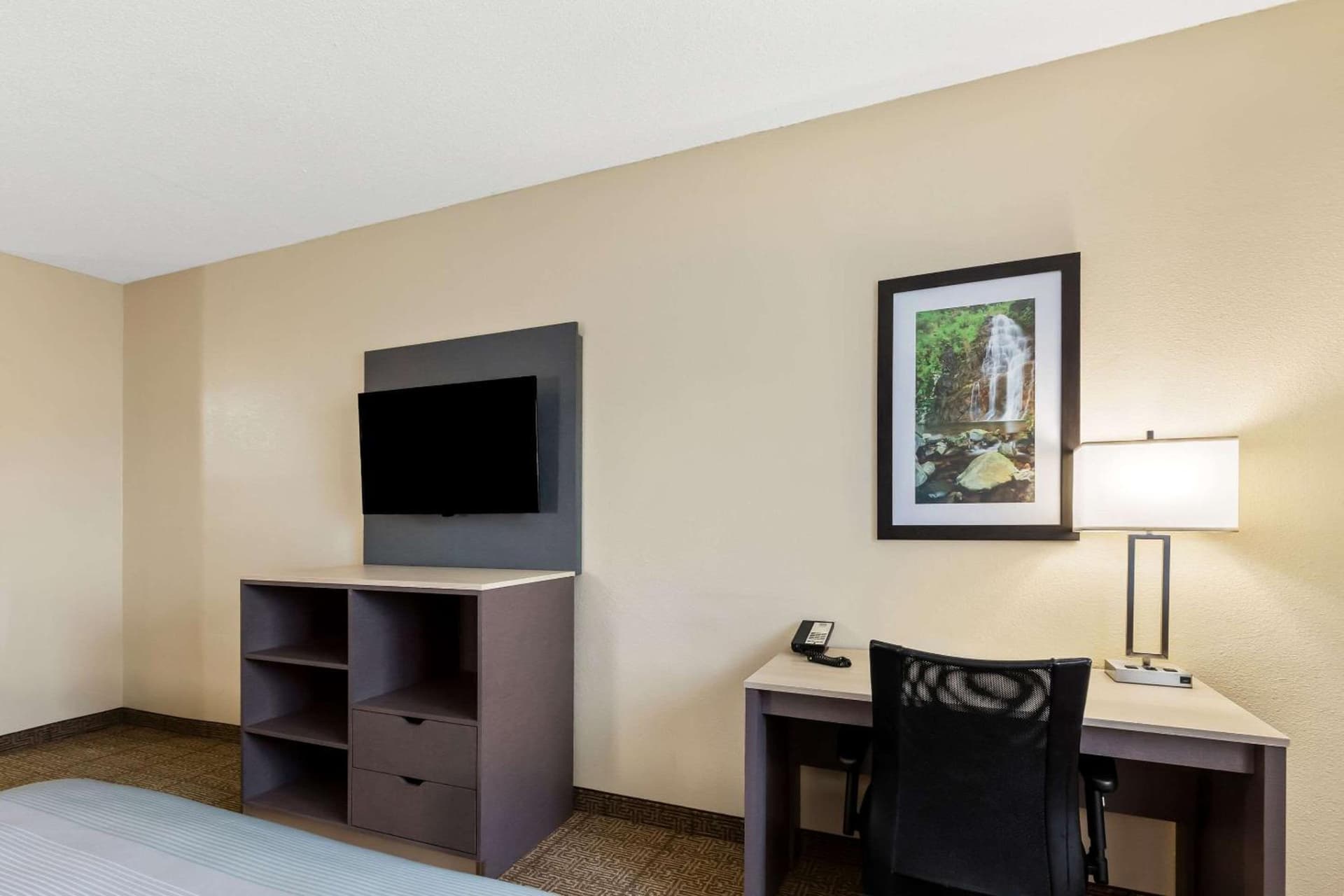 Quality Inn & Suites Springfield Southwest near I-72 gallery photo in Springfield, IL — image 39