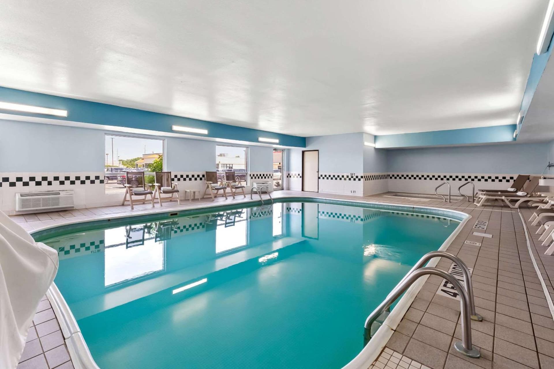 Quality Inn & Suites Springfield Southwest near I-72 gallery photo in Springfield, IL — image 12