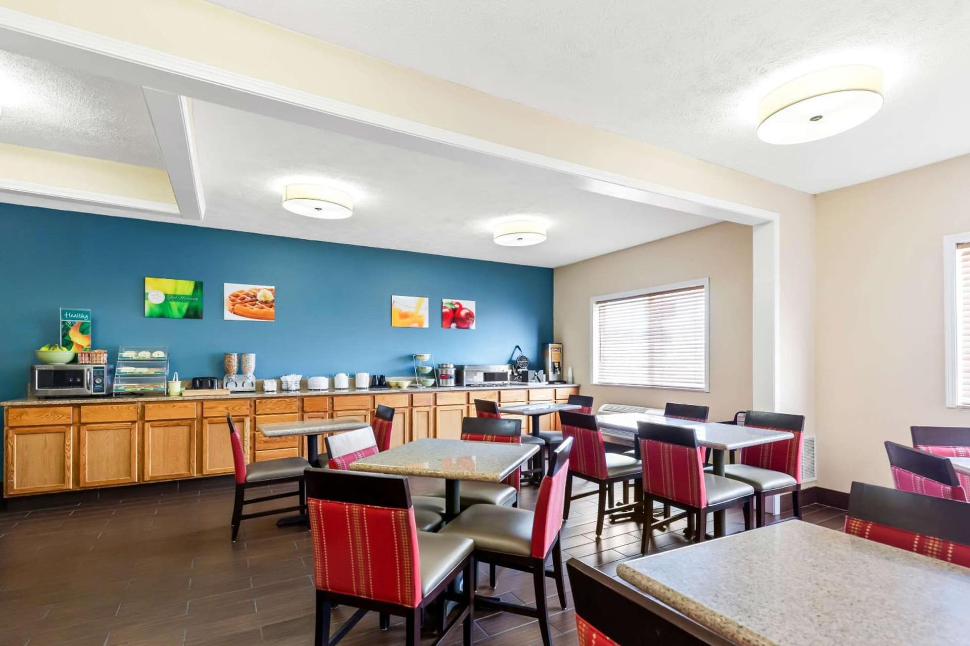 Quality Inn & Suites Springfield Southwest near I-72 gallery photo in Springfield, IL — image 33