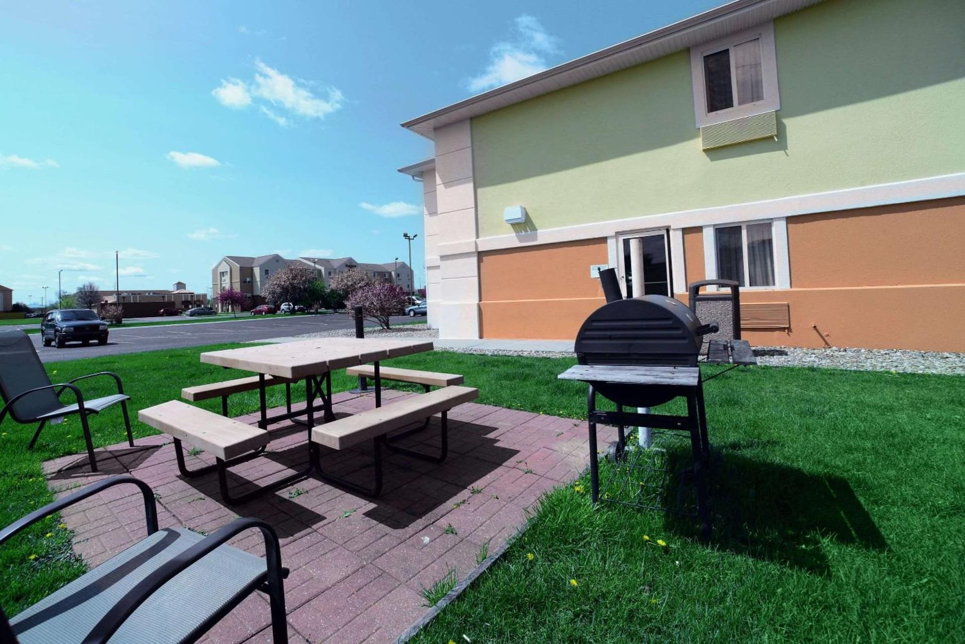 Quality Inn & Suites Springfield Southwest near I-72 gallery photo in Springfield, IL — image 10