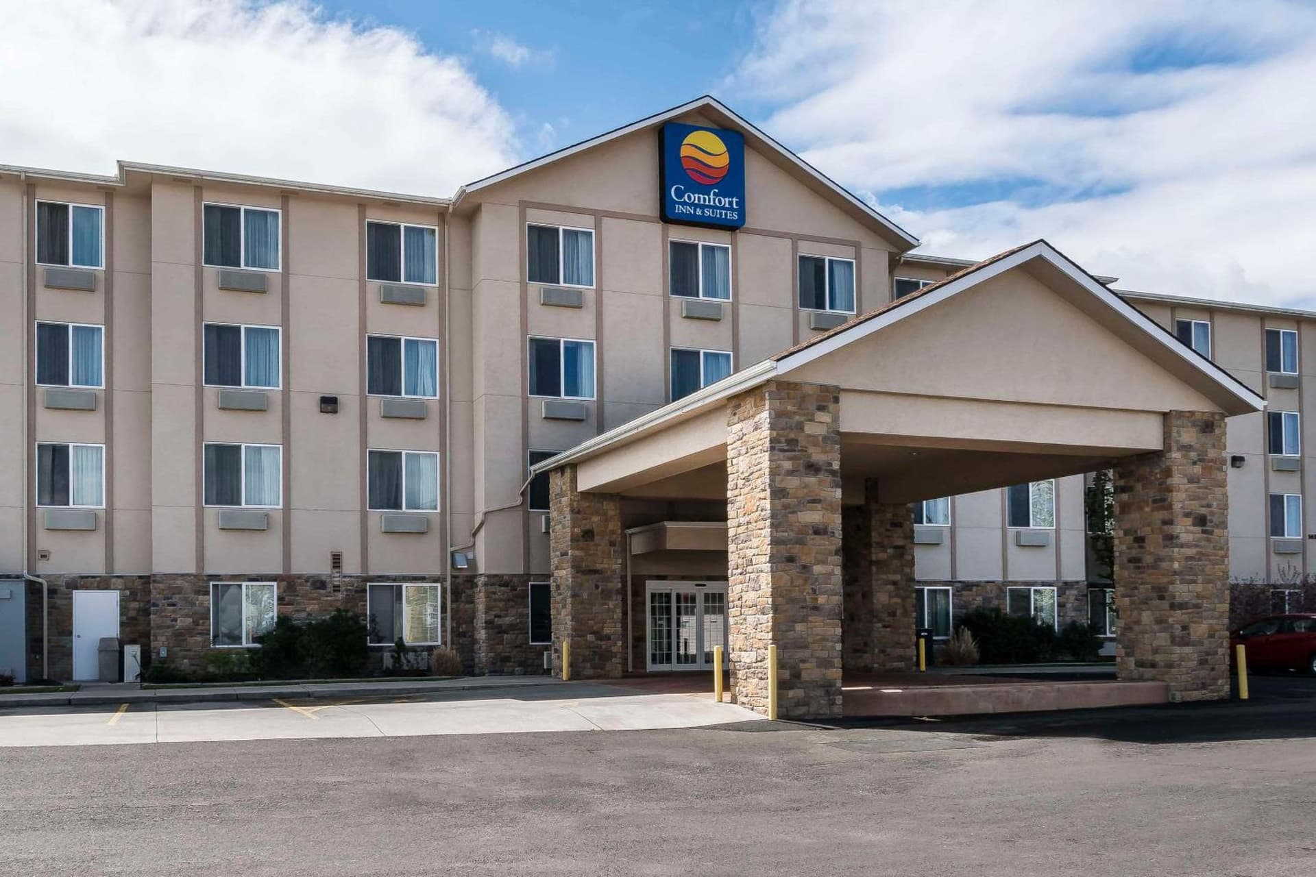 Comfort Inn & Suites Walla Walla featured exterior or lobby in Walla Walla, WA — similar hotel