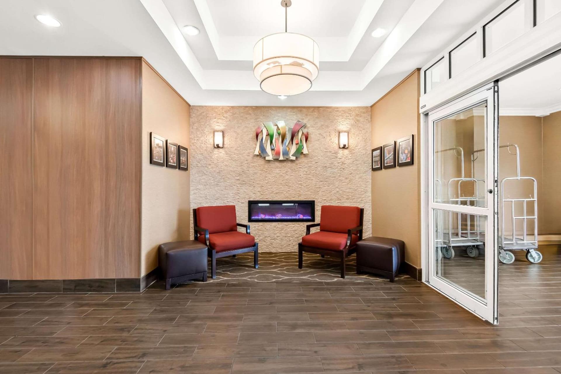 Comfort Suites New Orleans East gallery photo in New Orleans, LA — image 58