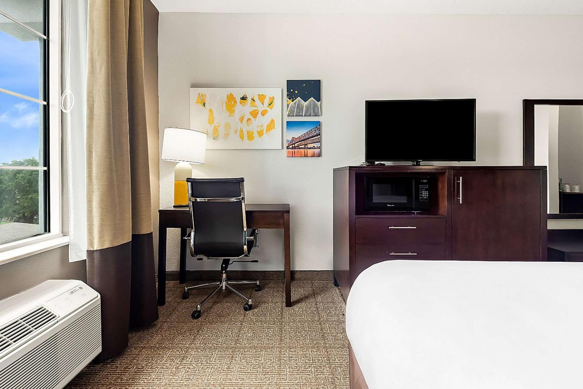 Comfort Suites New Orleans East gallery photo in New Orleans, LA — image 21