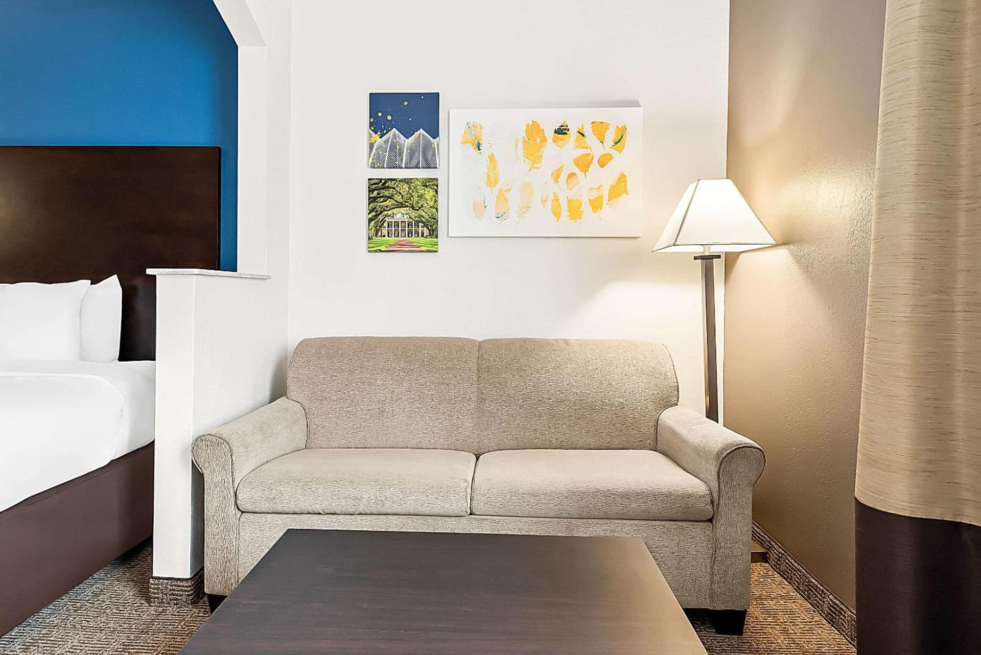 Comfort Suites New Orleans East interior in New Orleans, LA — gallery photo 2