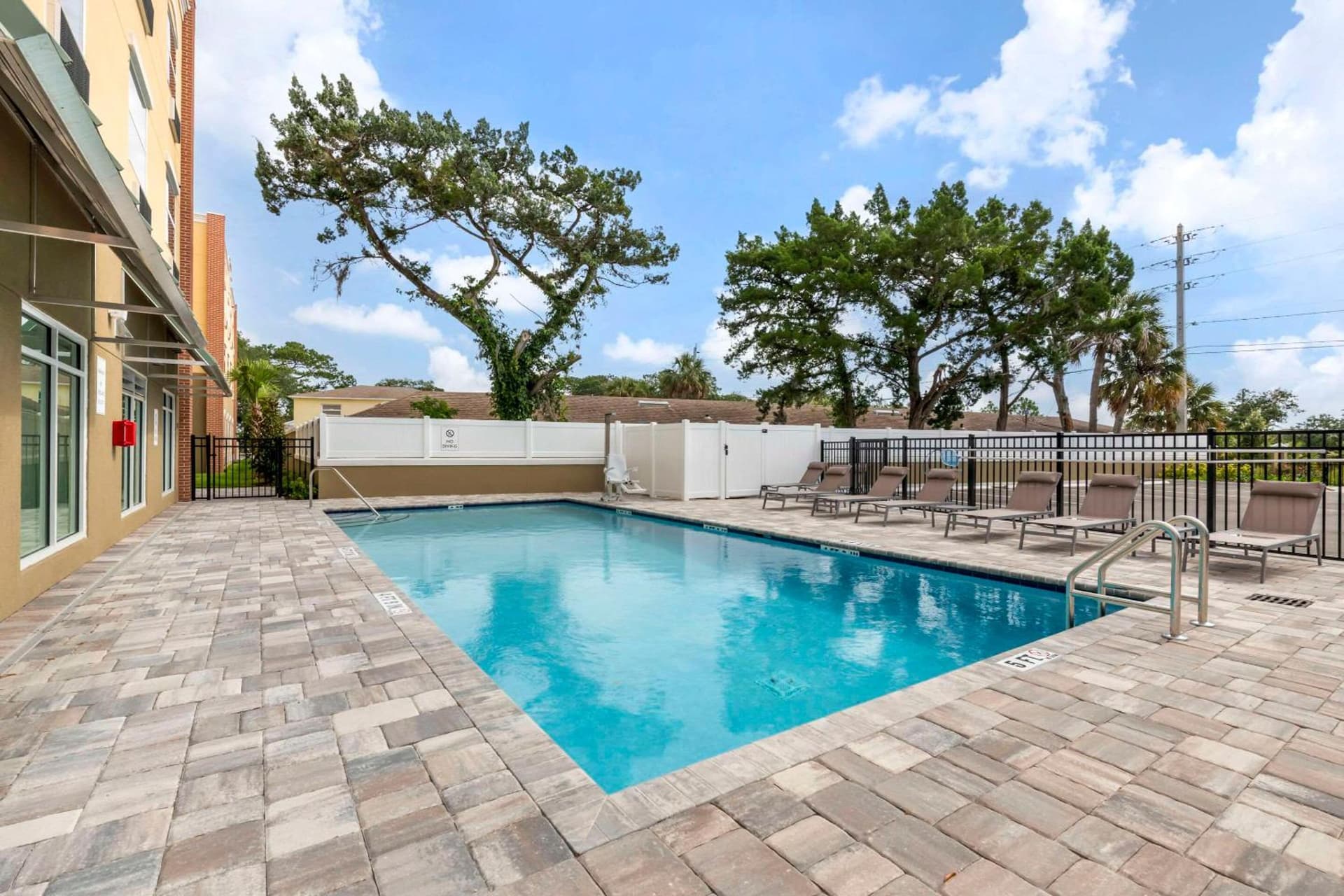 Comfort Suites St Augustine Historic District Area gallery photo in St. Augustine, FL — image 19