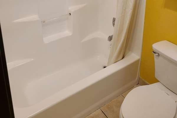 MetroParc 'nSuites gallery photo in Stockton, CA — image 5