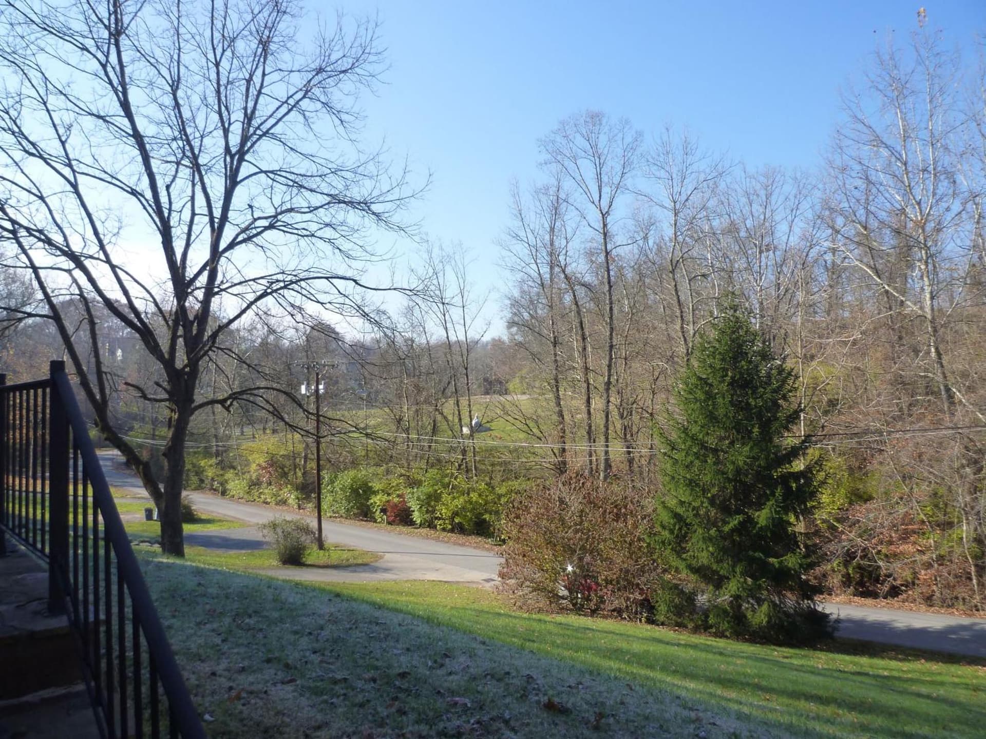 Comfy Room interior in Huntington, WV — gallery photo 2