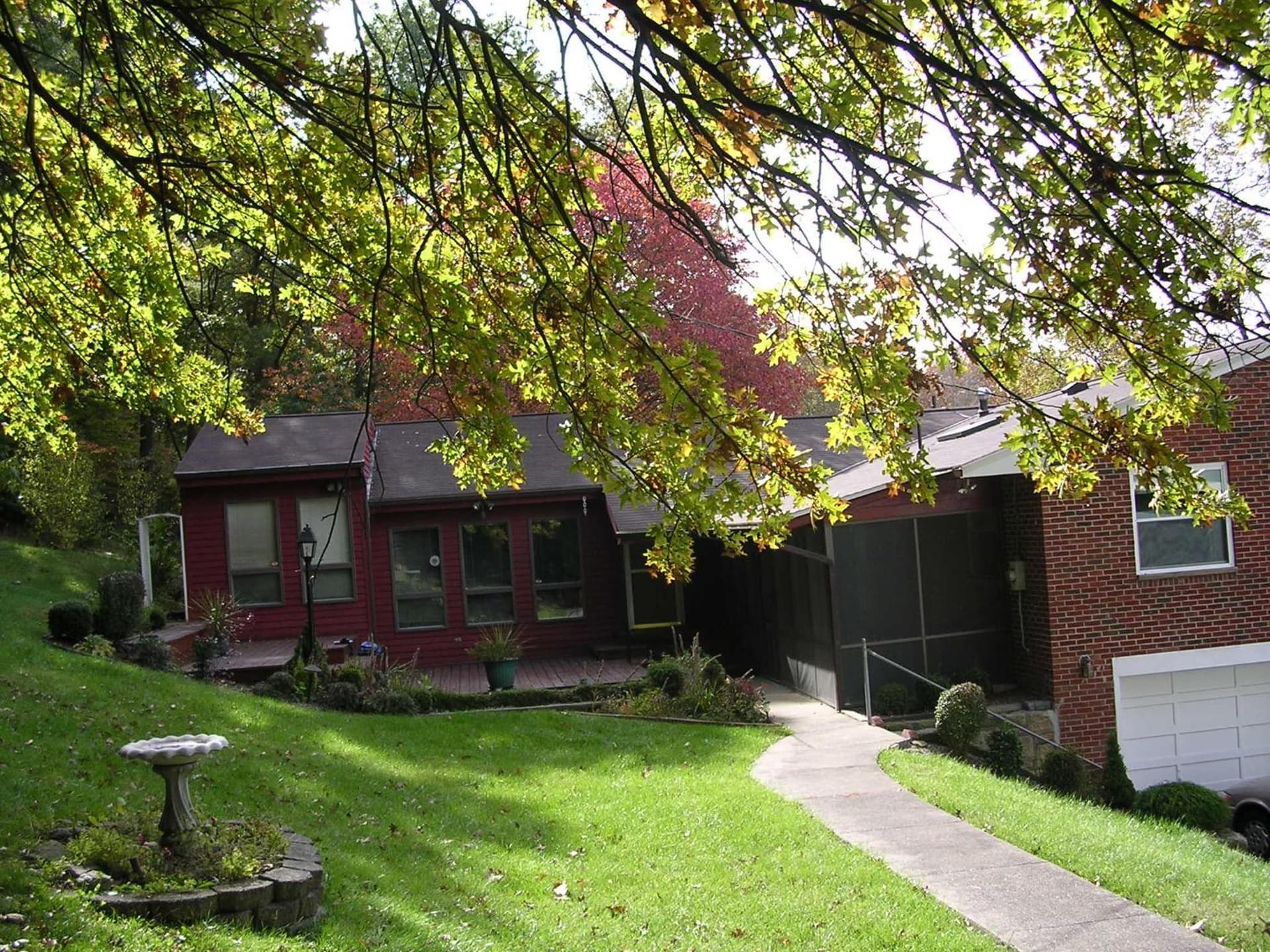 Comfy Room gallery photo in Huntington, WV — image 9