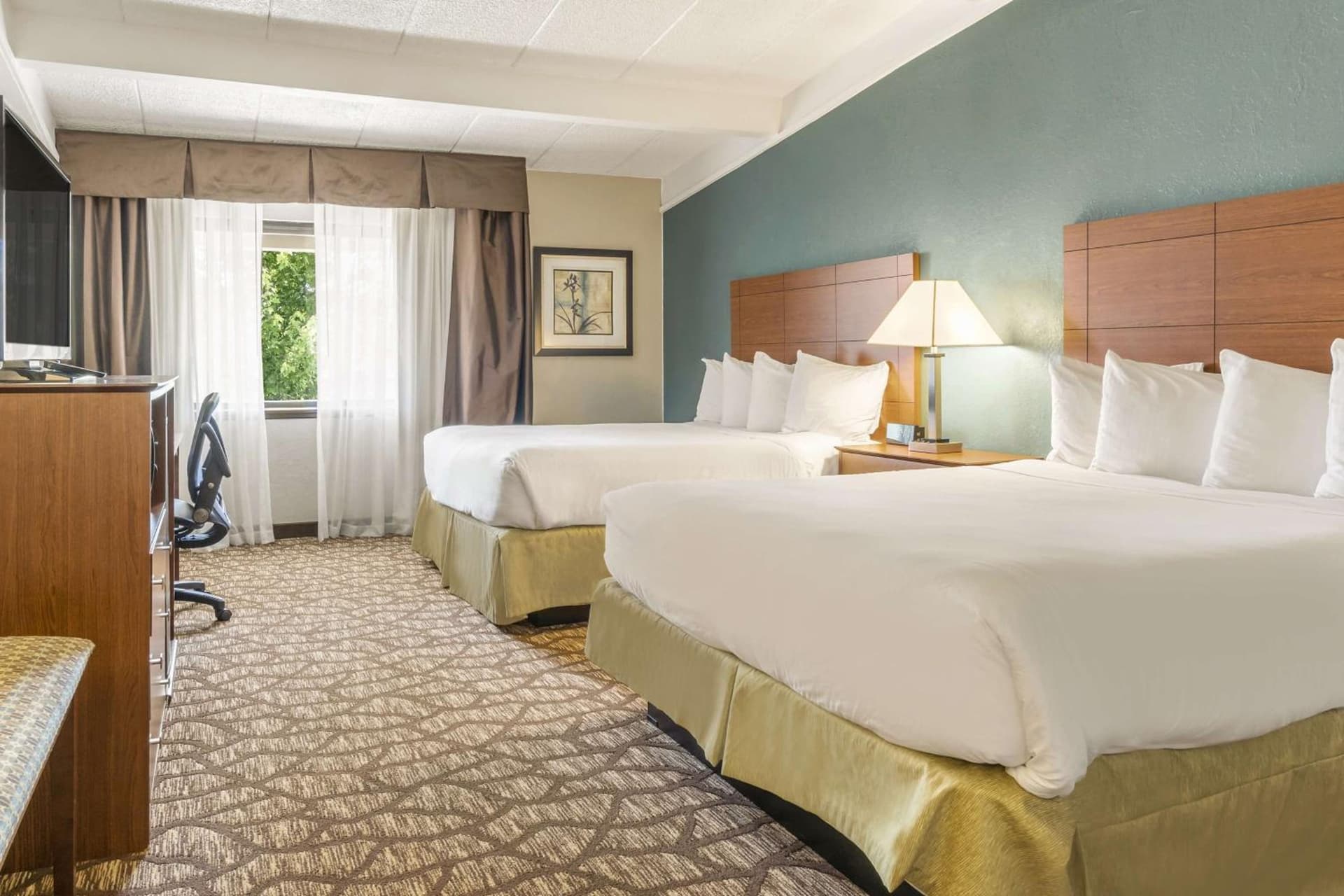 AmericInn by Wyndham Grand Rapids Airport North interior in Grand Rapids, MI — gallery photo 2