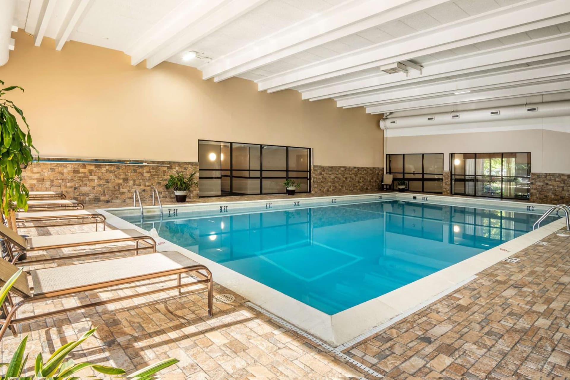 AmericInn by Wyndham Grand Rapids Airport North gallery photo in Grand Rapids, MI — image 28