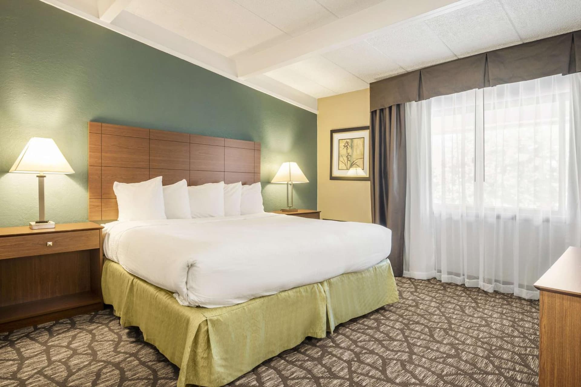 AmericInn by Wyndham Grand Rapids Airport North gallery photo in Grand Rapids, MI — image 8