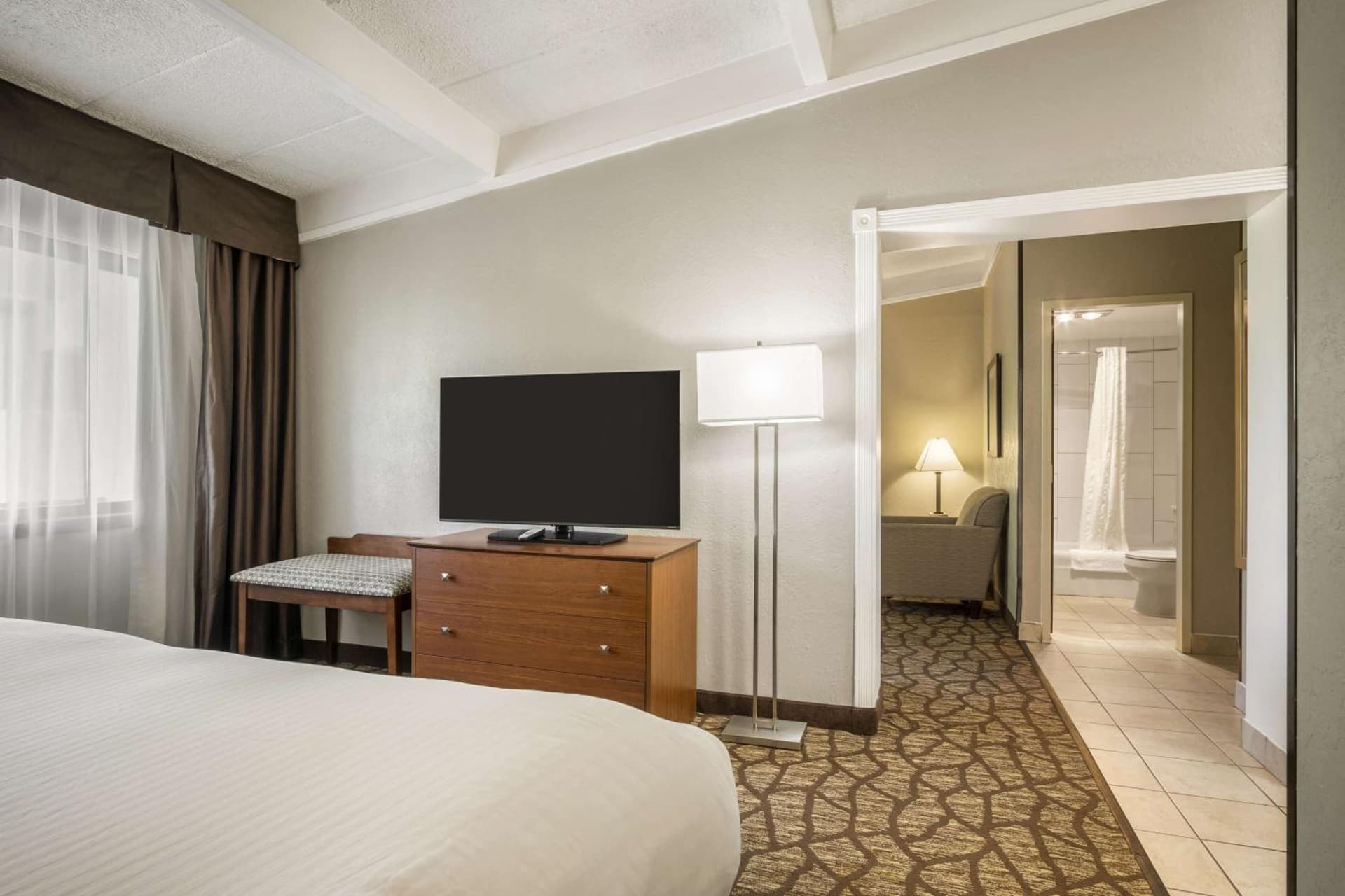 AmericInn by Wyndham Grand Rapids Airport North gallery photo in Grand Rapids, MI — image 27