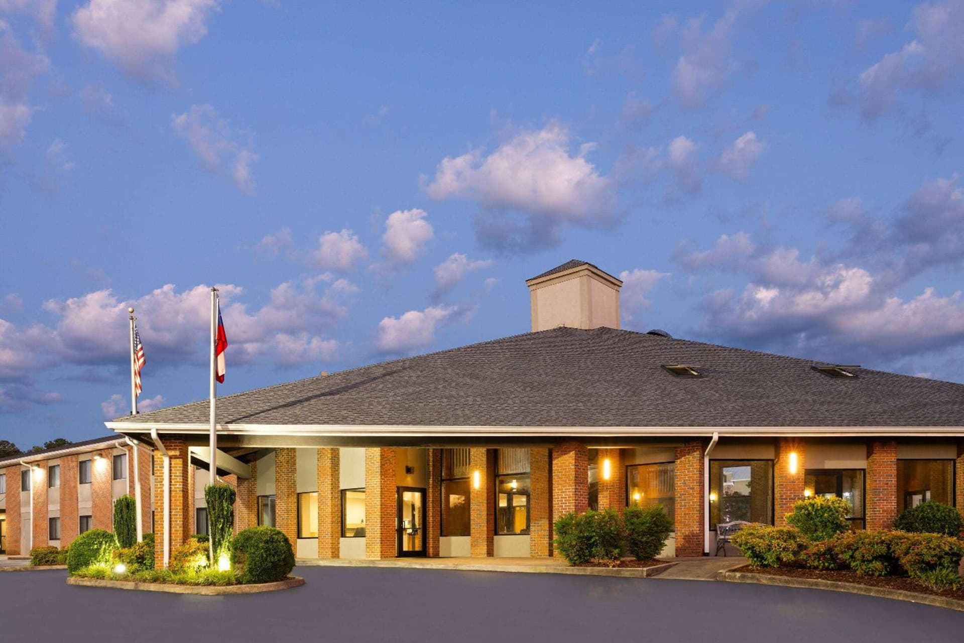 Baymont by Wyndham LaGrange gallery photo in LaGrange, GA — image 14