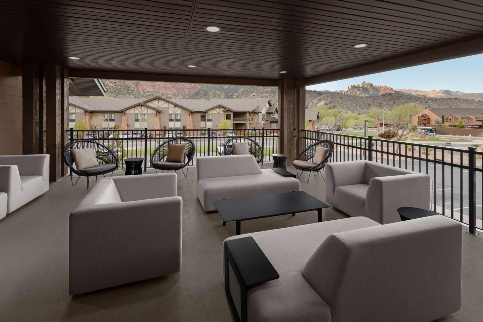 Hampton Inn & Suites Springdale/Zion National Park property views in Springdale, UT — gallery photo 3
