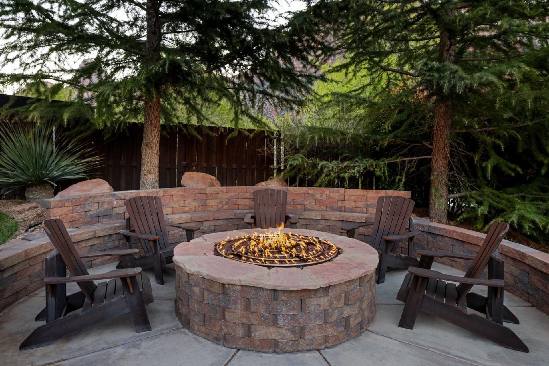 Hampton Inn & Suites Springdale/Zion National Park property views in Springdale, UT — gallery photo 3