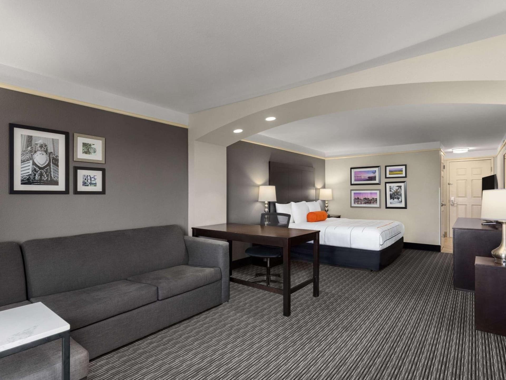 La Quinta by Wyndham Santa Clarita - Valencia gallery photo in Stevenson Ranch, CA — image 32