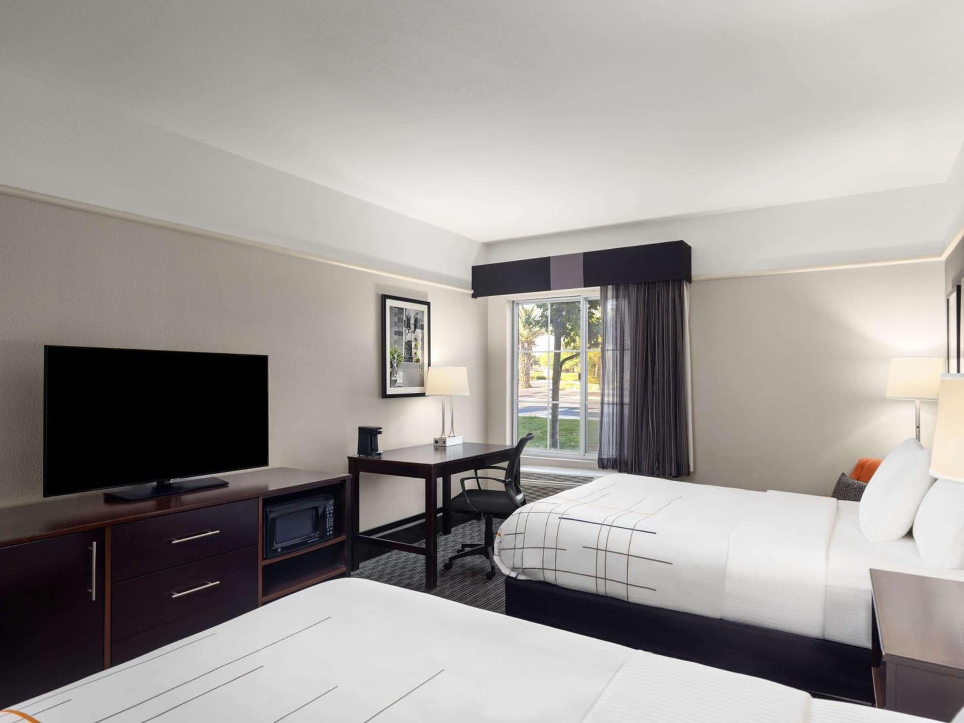 La Quinta by Wyndham Santa Clarita - Valencia gallery photo in Stevenson Ranch, CA — image 23
