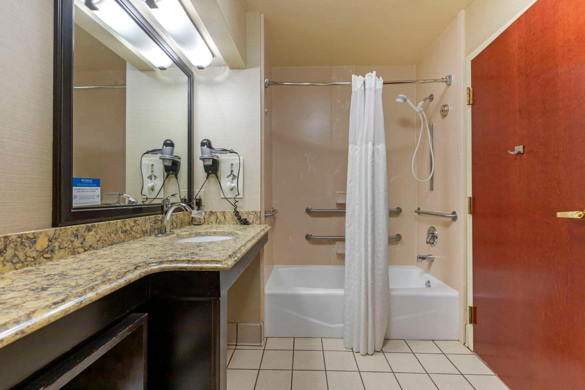 Comfort Inn & Suites Jackson North property views in Jackson, MI — gallery photo 3