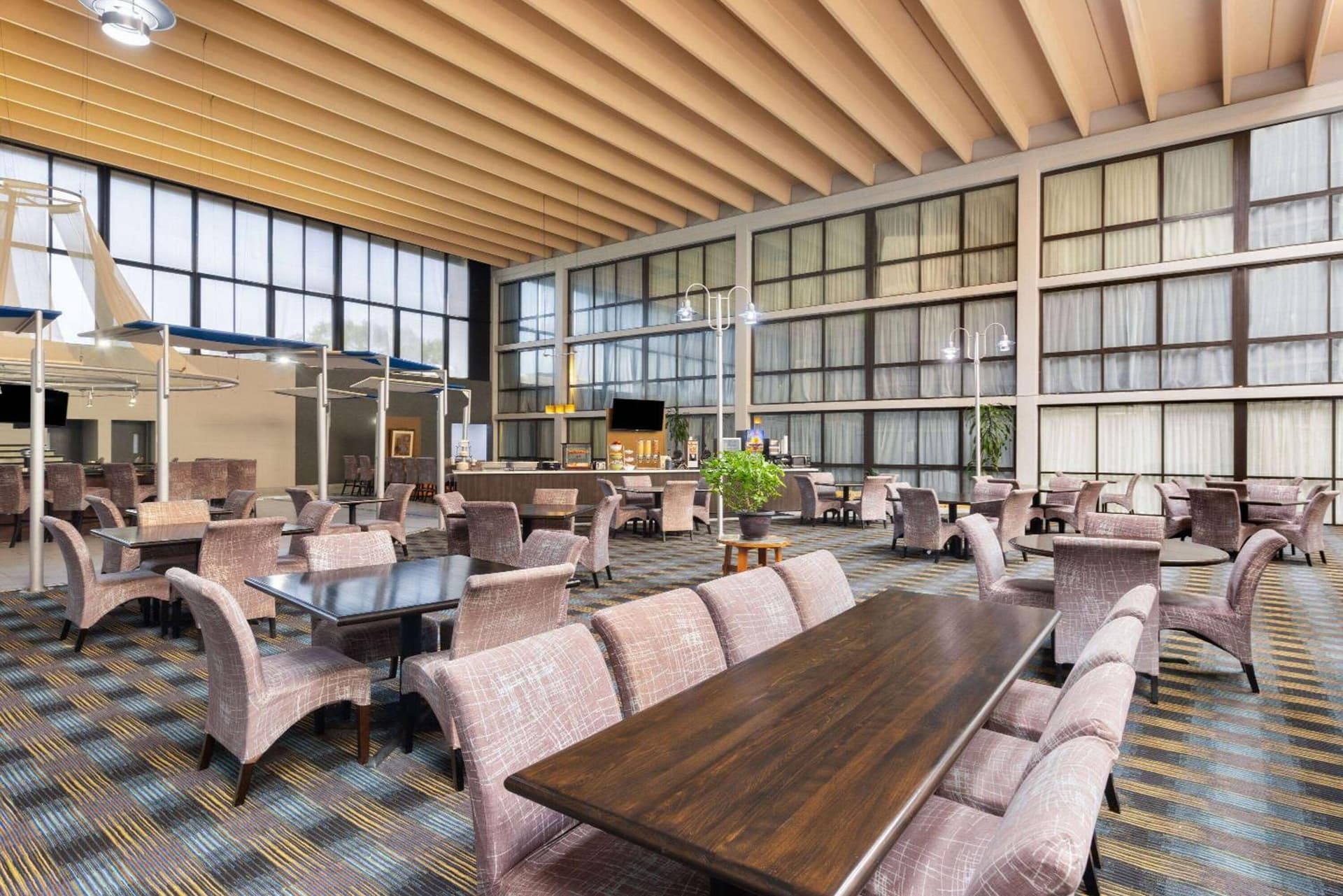 Wingate by Wyndham Kansas City gallery photo in Kansas City, MO — image 32