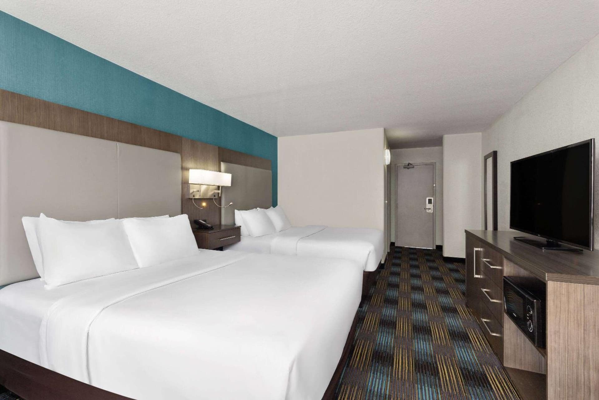 Wingate by Wyndham Kansas City gallery photo in Kansas City, MO — image 29