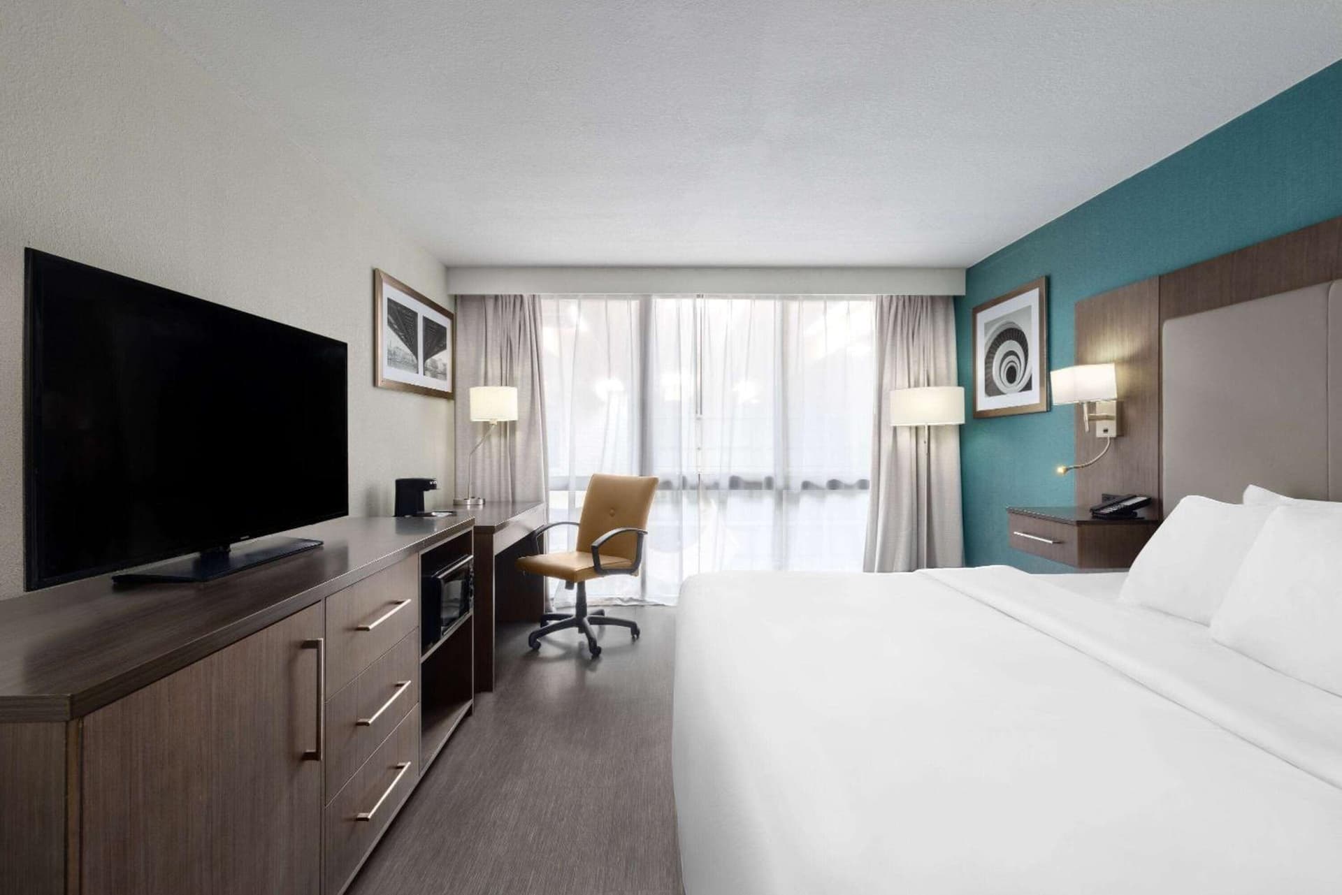 Wingate by Wyndham Kansas City gallery photo in Kansas City, MO — image 5