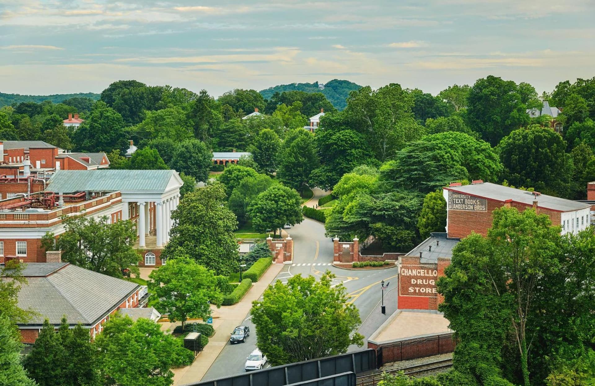 Graduate by Hilton Charlottesville gallery photo in Charlottesville, VA — image 25