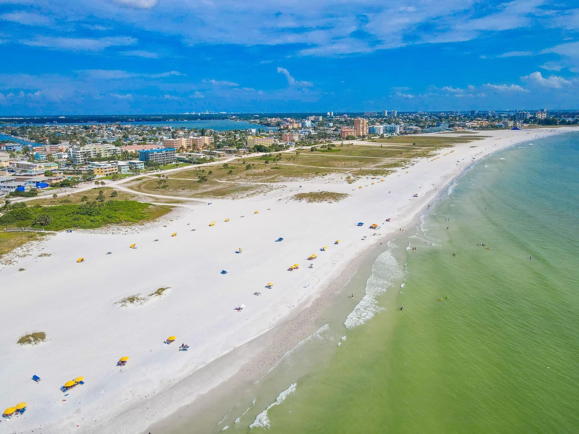 Tropic Terrace Suite #40 - Beachfront Resort interior in St Pete Beach — gallery photo 2