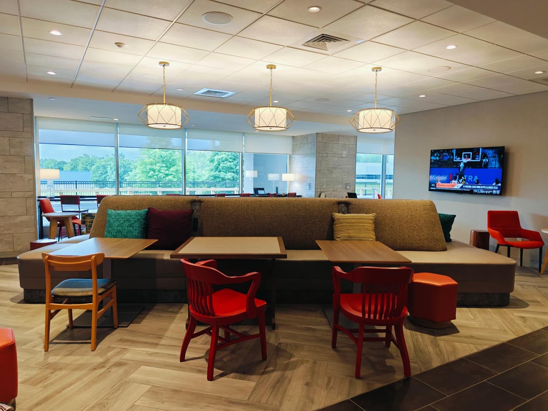 Home2 Suites By Hilton Bristol gallery photo in Bristol, CT — image 14