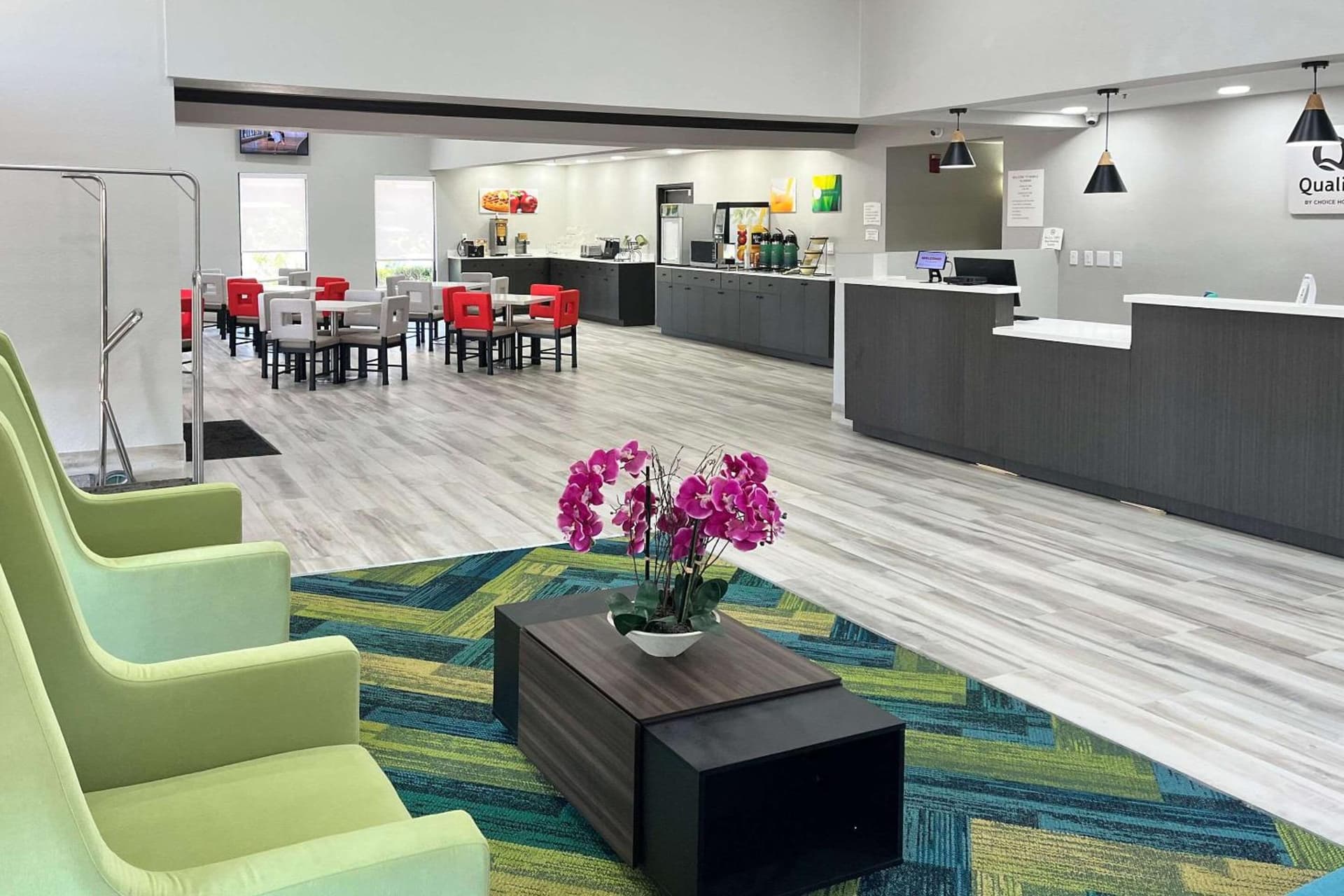 Quality Inn & Suites at Airport Blvd I-65 gallery photo in Mobile, AL — image 36