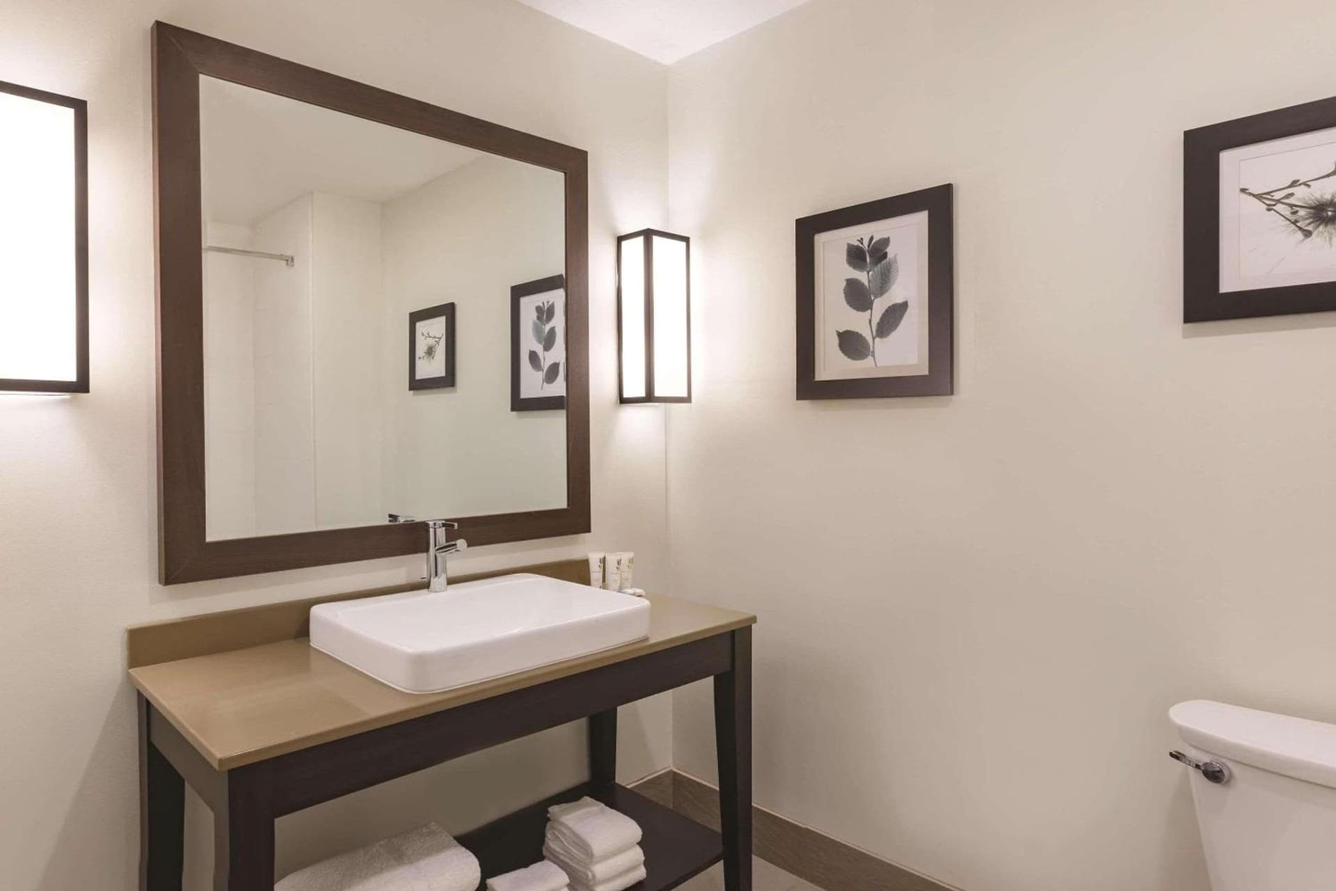 Country Inn & Suites by Radisson, Macon West, GA gallery photo in Macon, GA — image 4