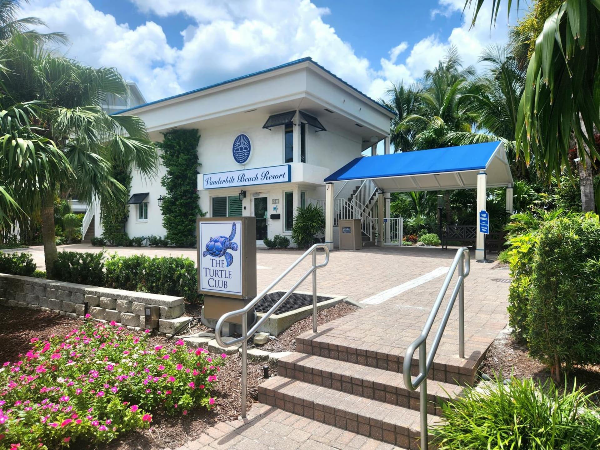 Vanderbilt Beach Resort featured exterior or lobby in Naples, FL — similar hotel