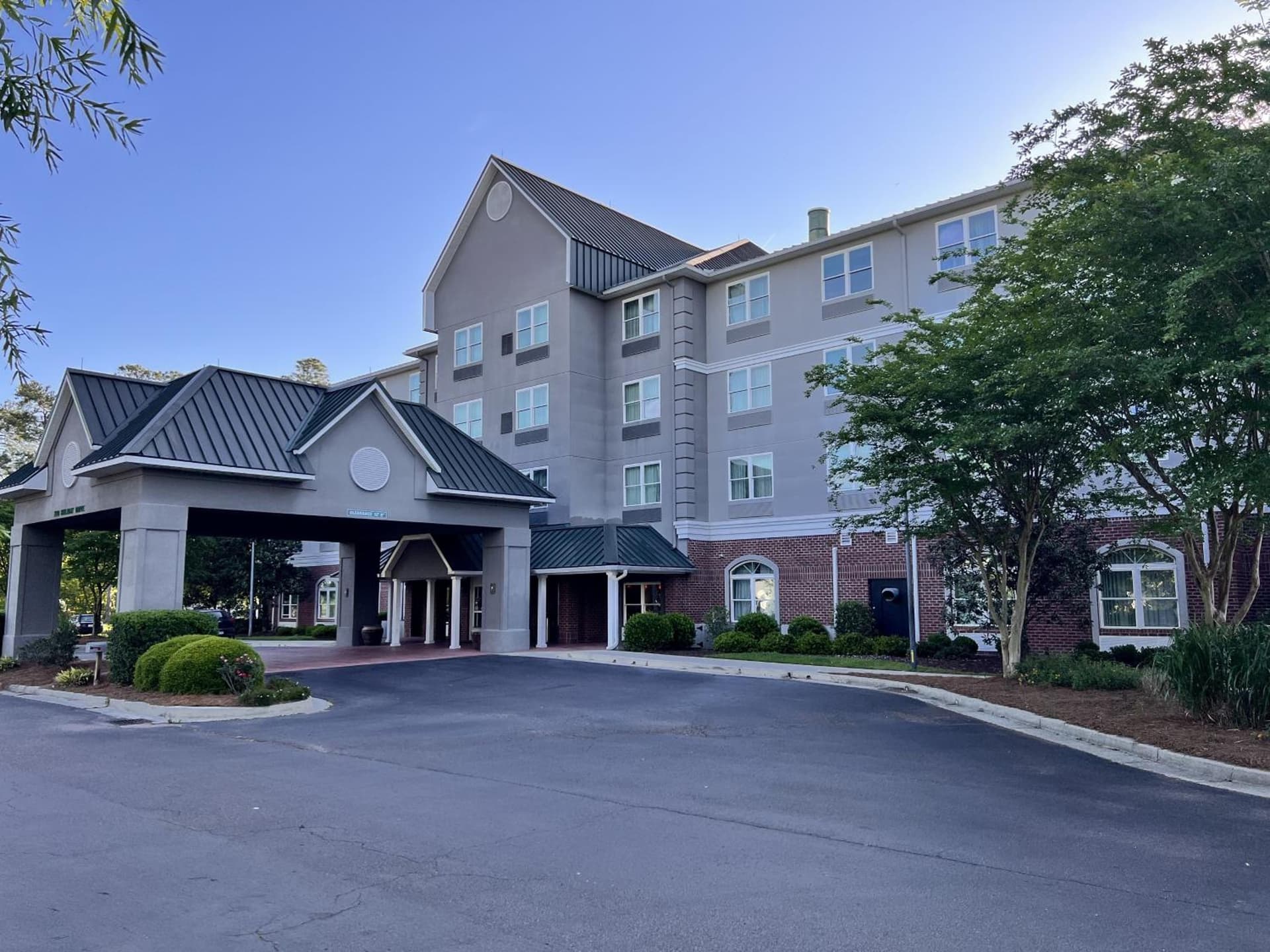 Spark by Hilton Summerville featured exterior or lobby in Summerville, SC — similar hotel