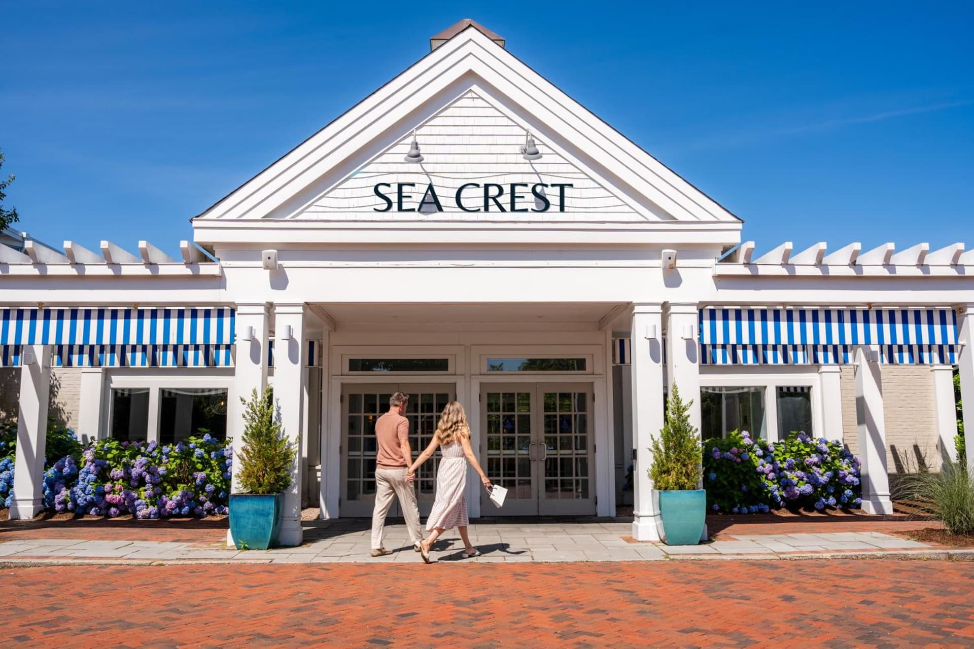 Sea Crest Beach Resort interior in Falmouth, MA — gallery photo 2