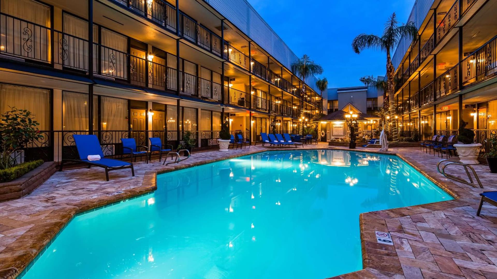 Best Western Plus Westbank property views in Harvey, LA — gallery photo 3