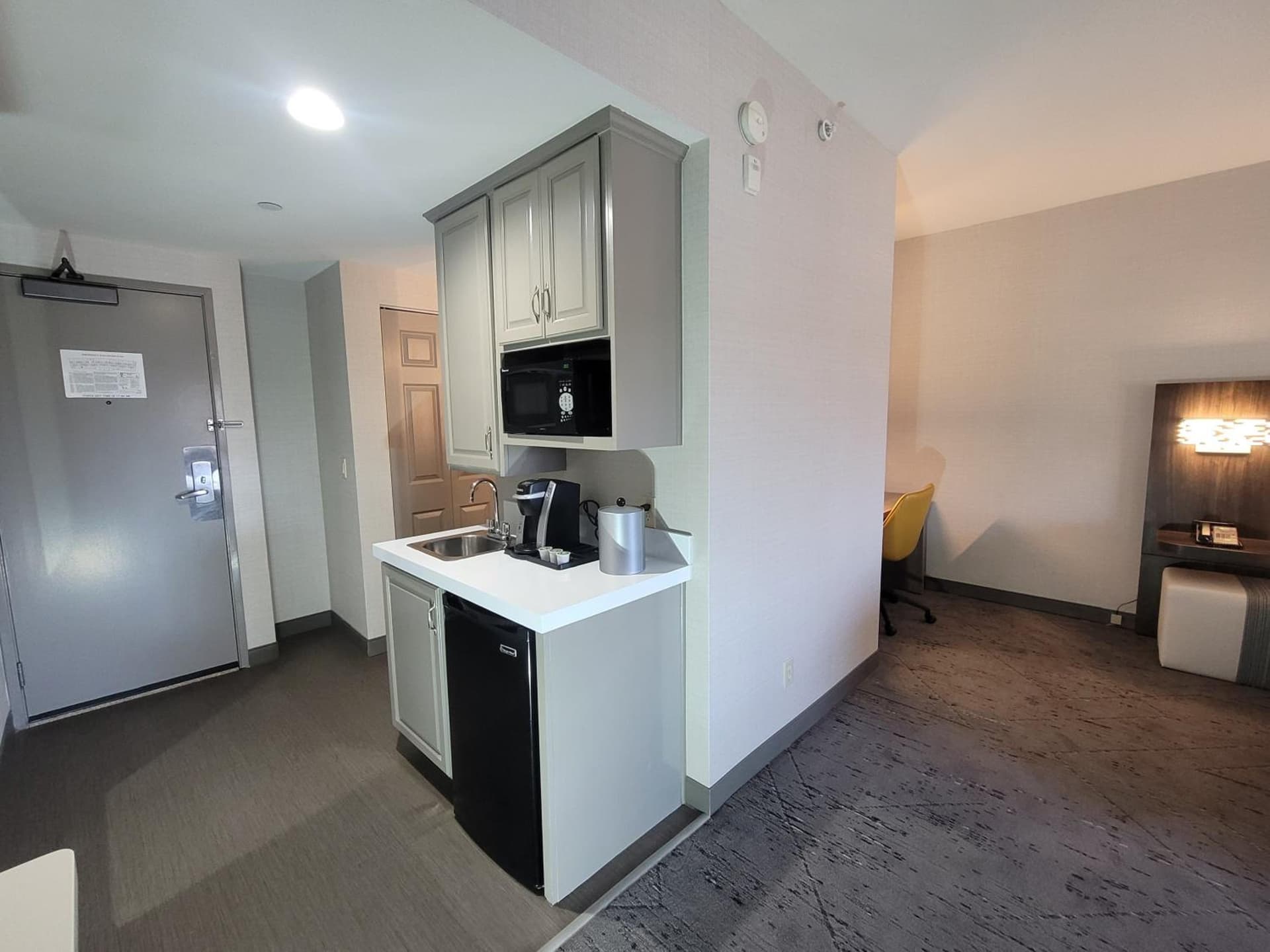 Holiday Inn Express San Diego South - Chula Vista by IHG gallery photo in Chula Vista, CA — image 13