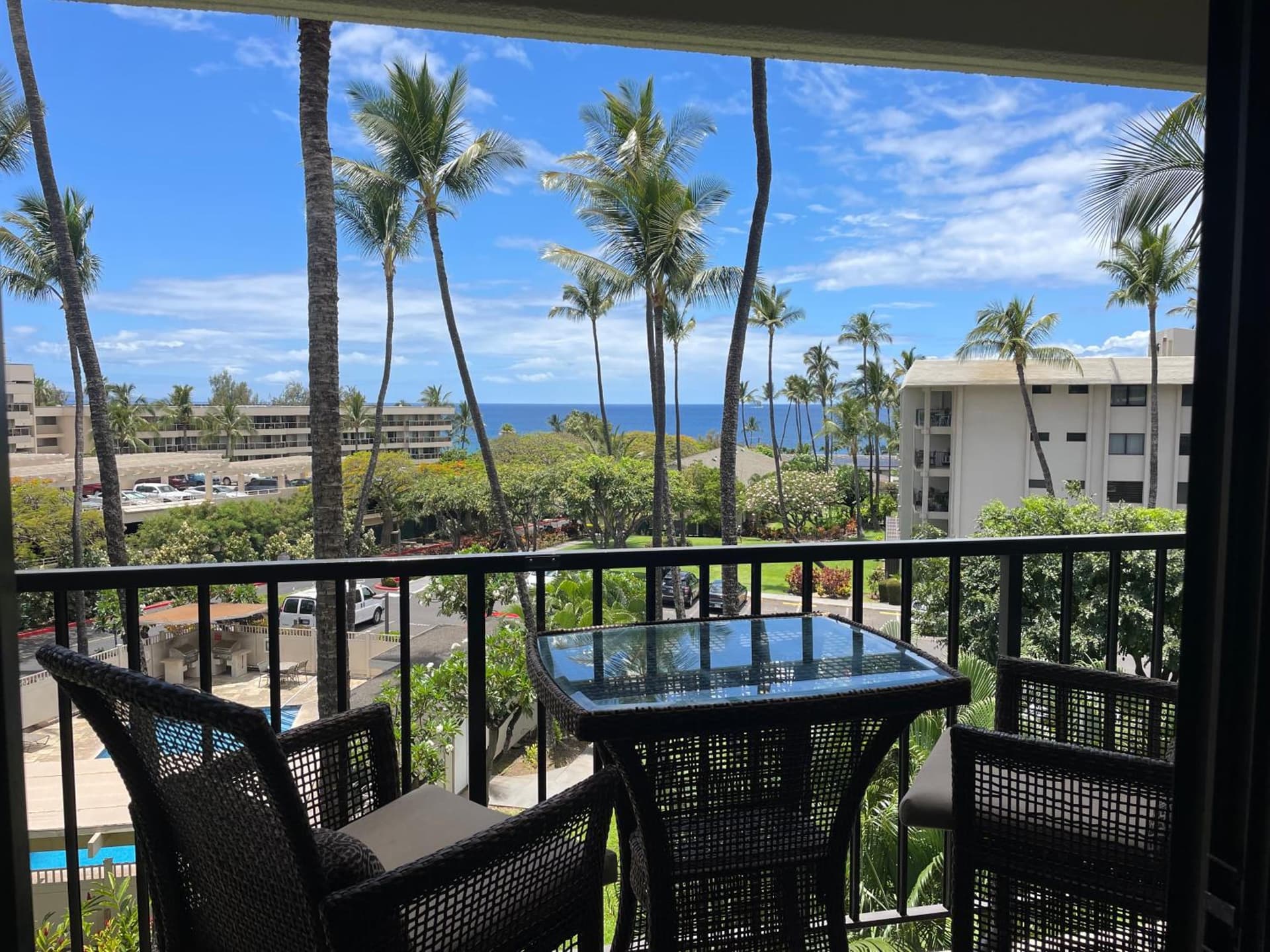 South Maui Ocean View Condo with Free Wifi and Parking property views in Wailea, HI — gallery photo 3