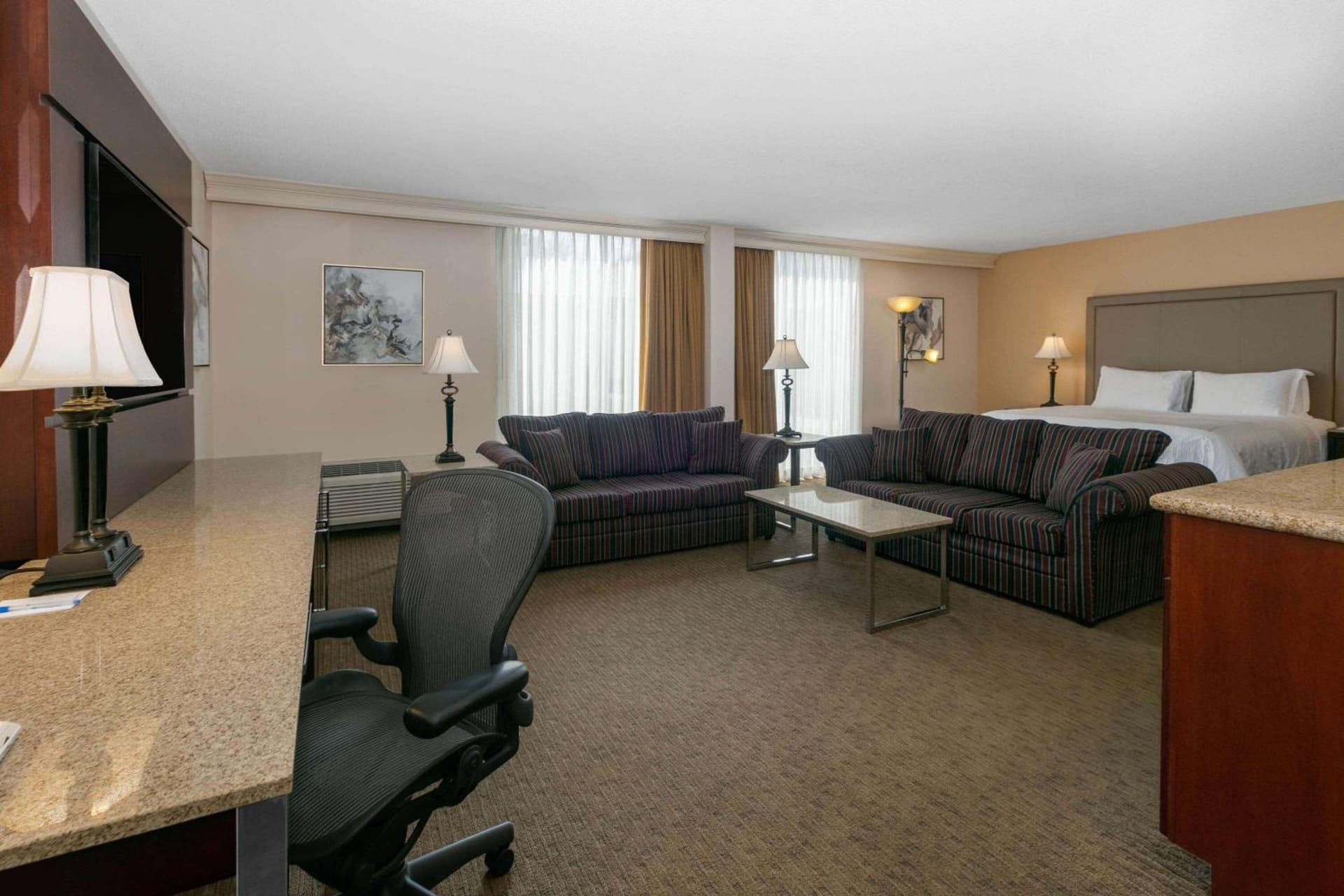 Wyndham Riverfront Hotel gallery photo in Little Rock, AR — image 6