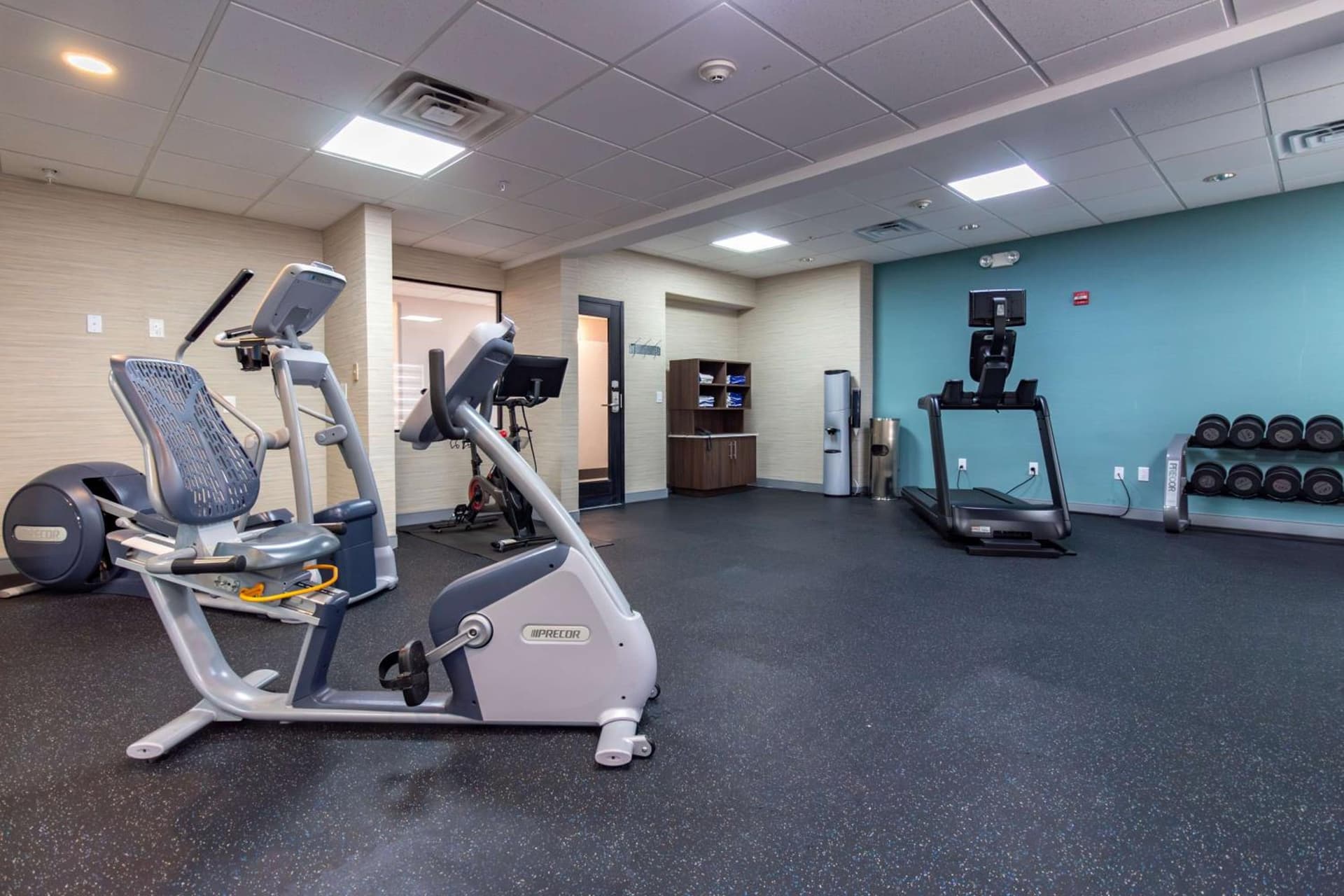 Hampton Inn & Suites Denton gallery photo in Denton, TX — image 10