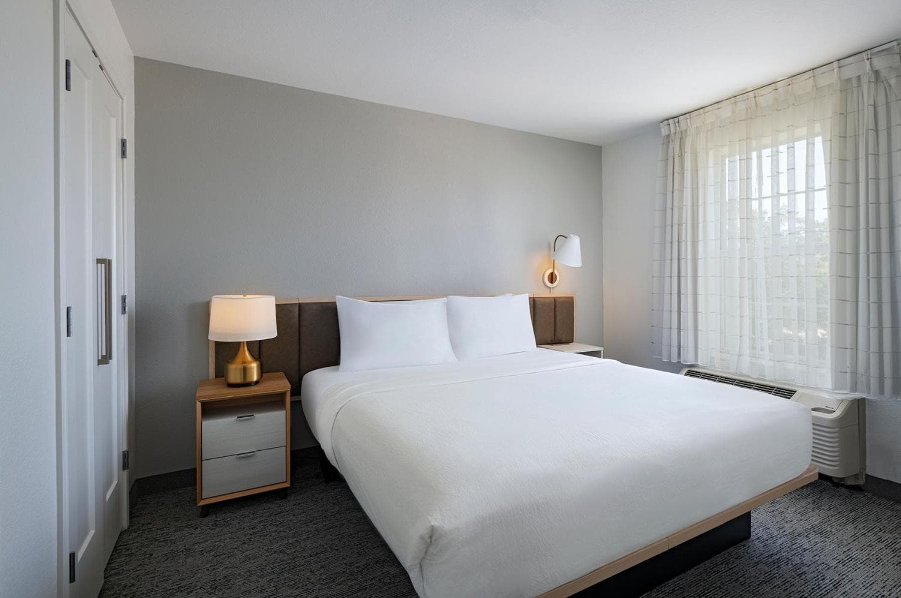 TownePlace Suites by Marriott College Station interior in College Station, TX — gallery photo 2
