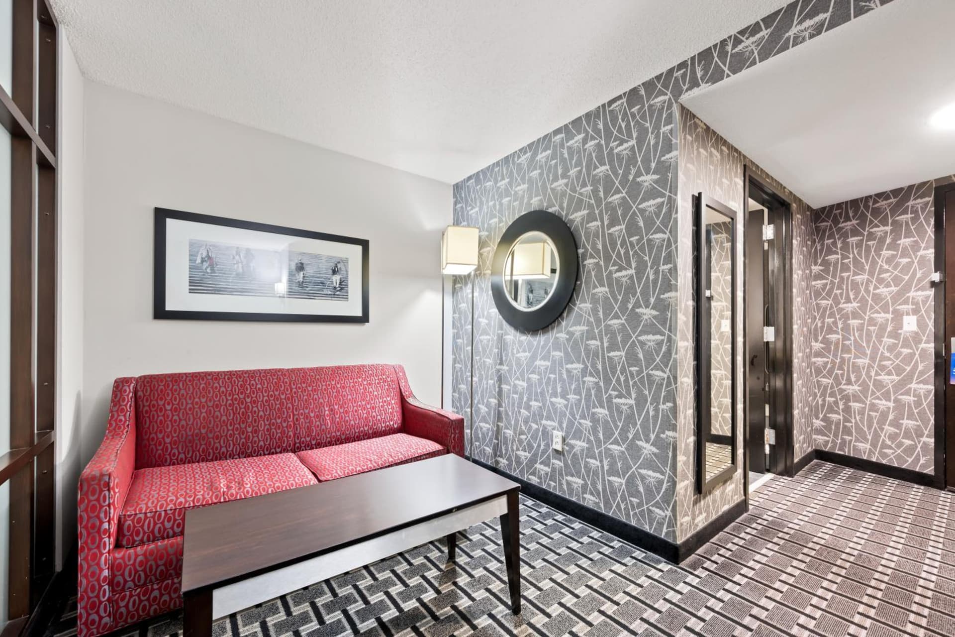 Comfort Suites Williamsburg Historic Area gallery photo in Williamsburg, VA — image 36
