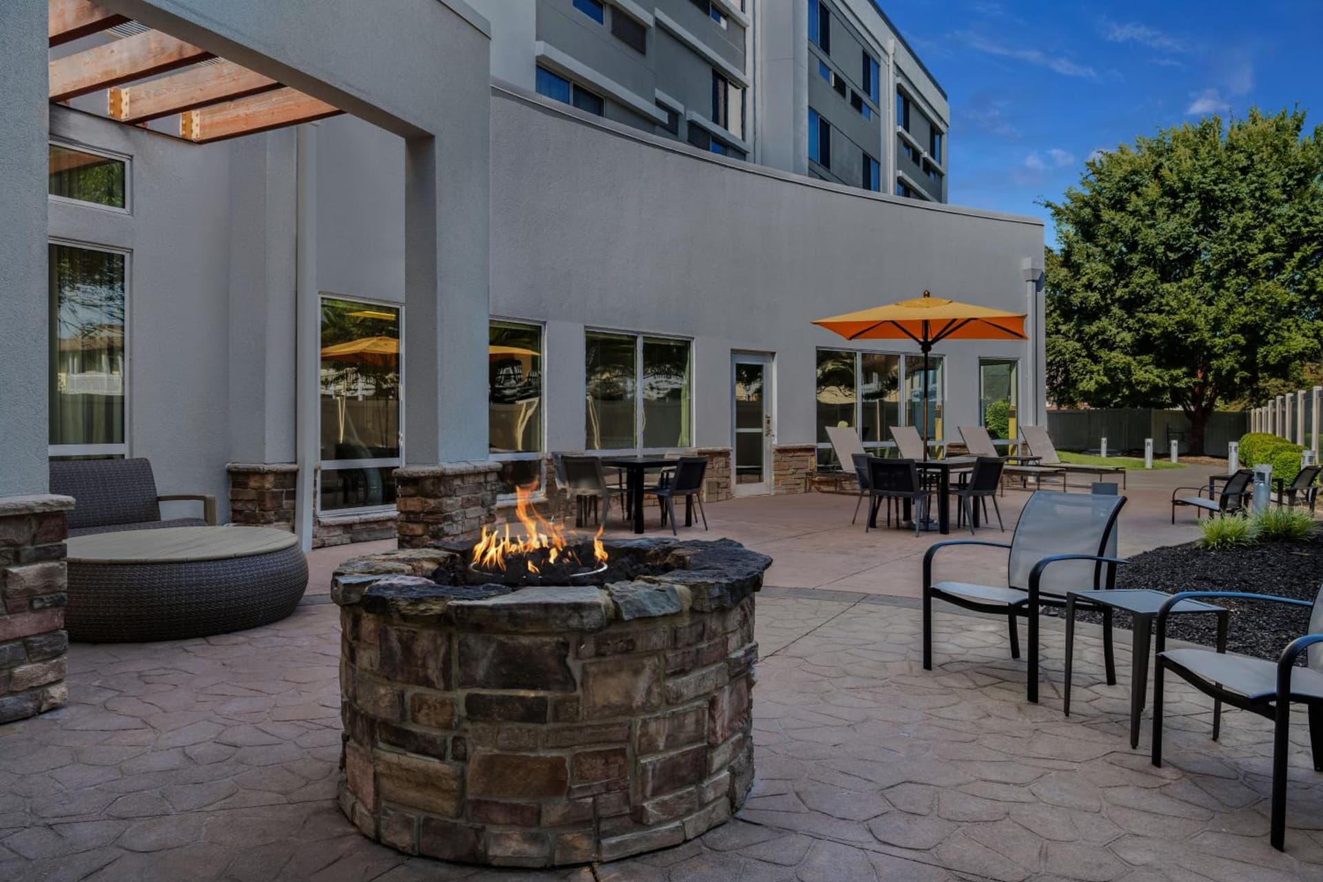 Courtyard by Marriott Evansville East gallery photo in Evansville, IN — image 4